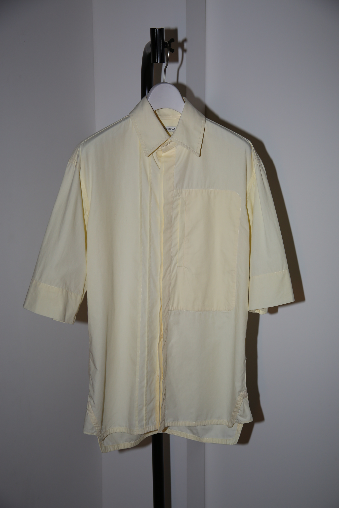 1990 Christophe Lemaire / SHORT SLEEVE COTTON SHIRT IN CREAM