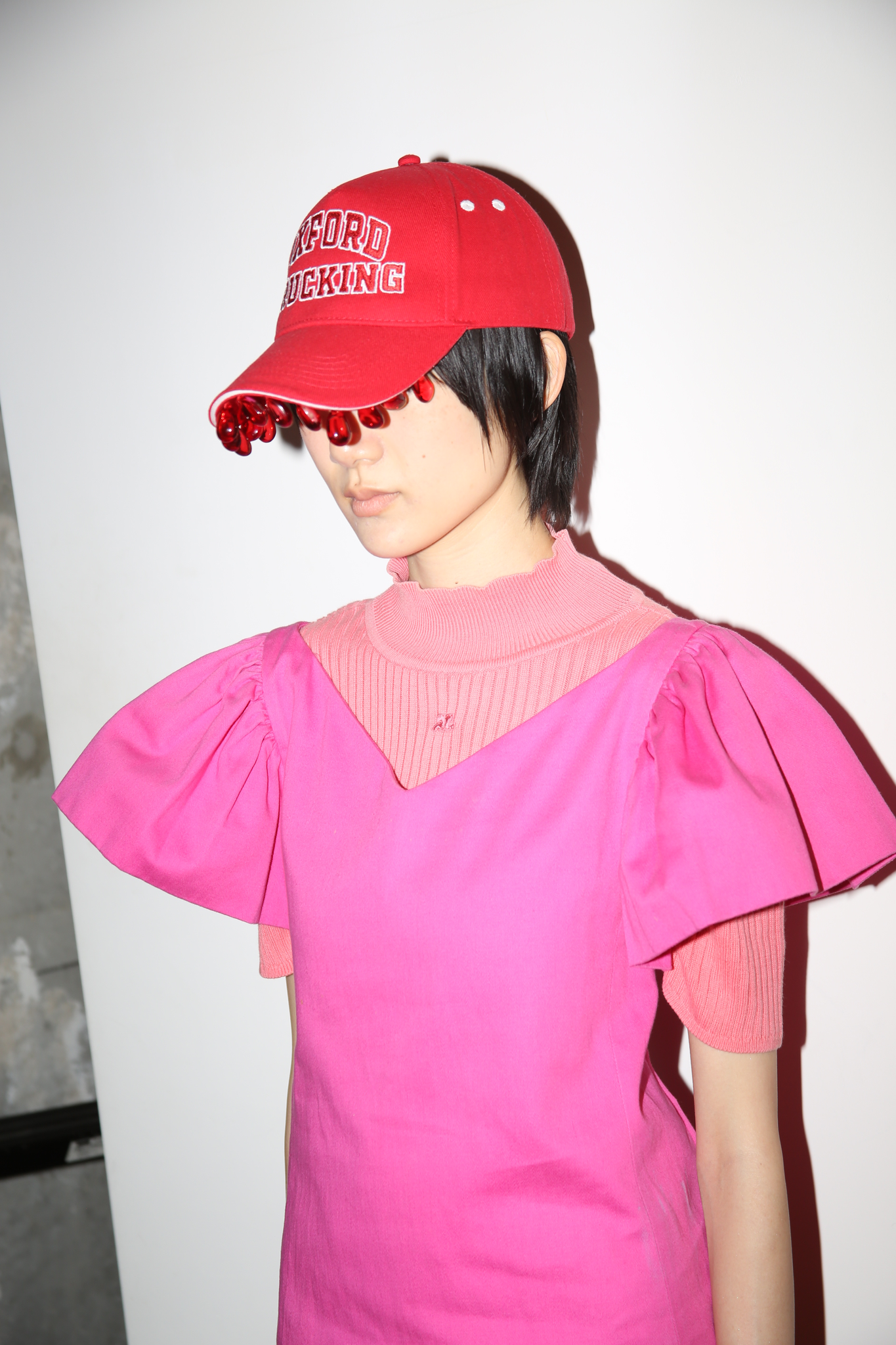 1980 YVESSAINTLAURENT / COTTON BLOUSE WITH RAFFLE SLEEVE