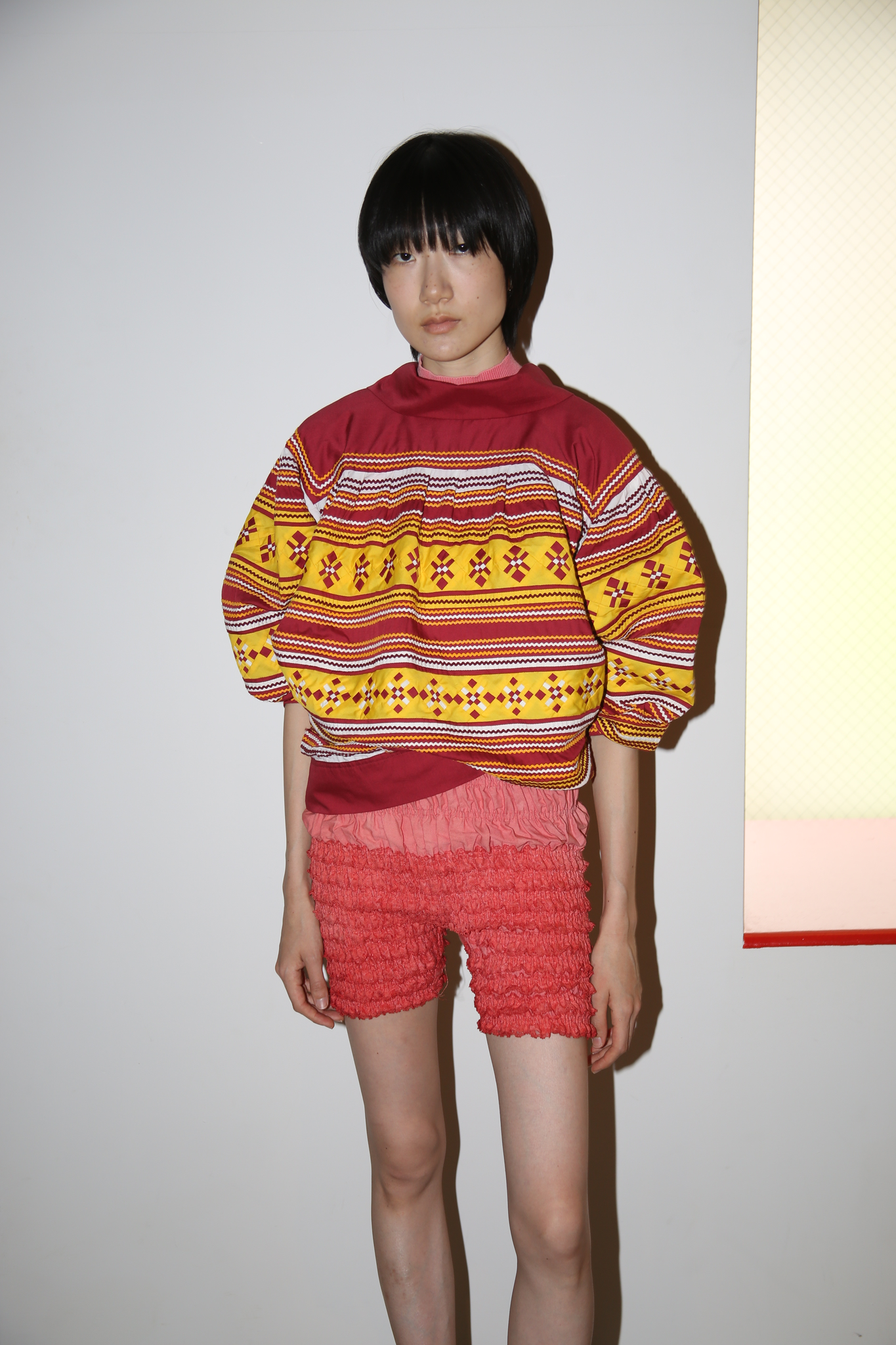 1980 VINTAGE / SEMINOLE INDIAN PATCHWORK JACKET IN BURGUNDY