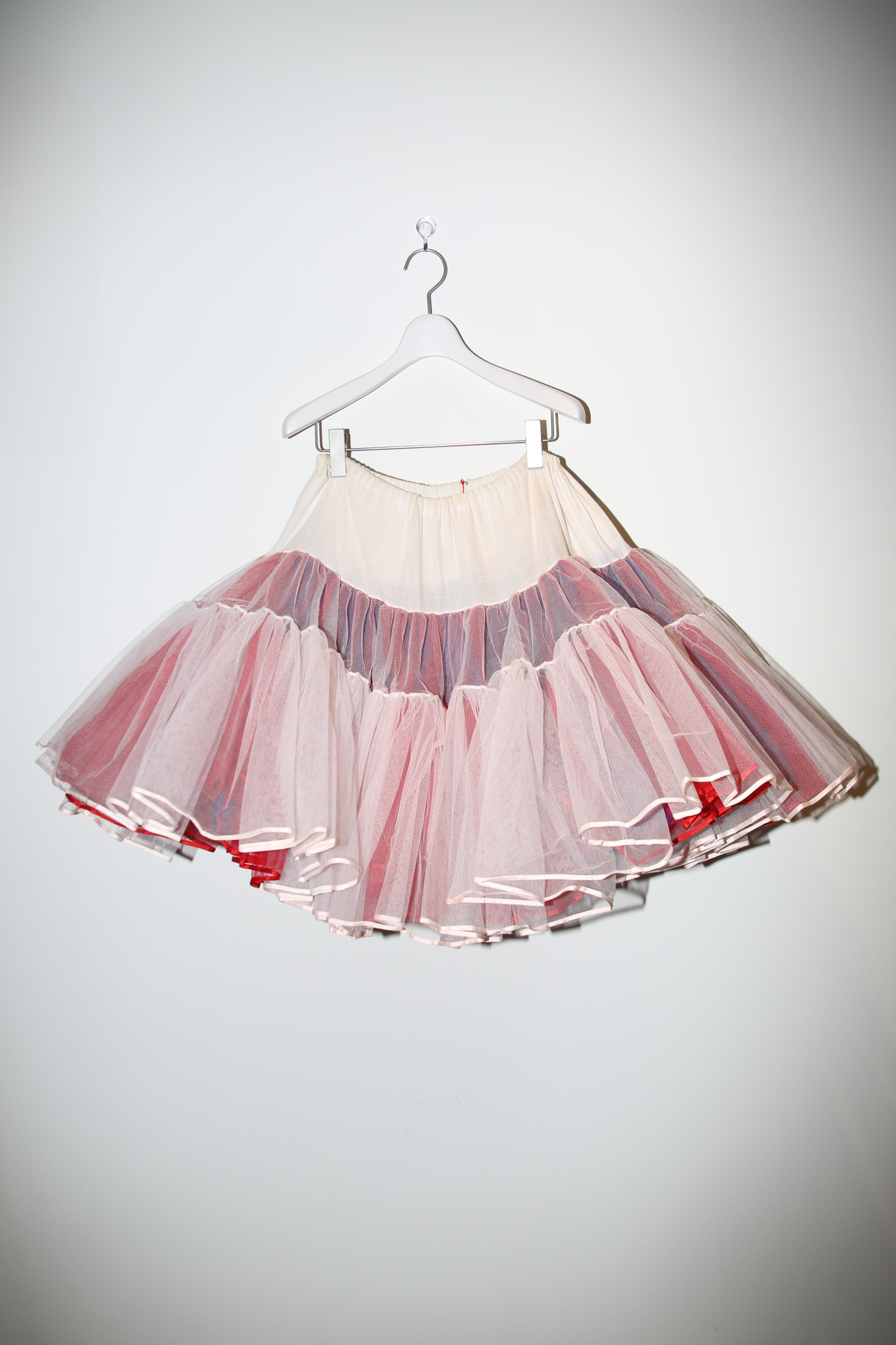 1950 VINTAGE / 3LAYER TULE PANIE SKIRT IN TRICO
