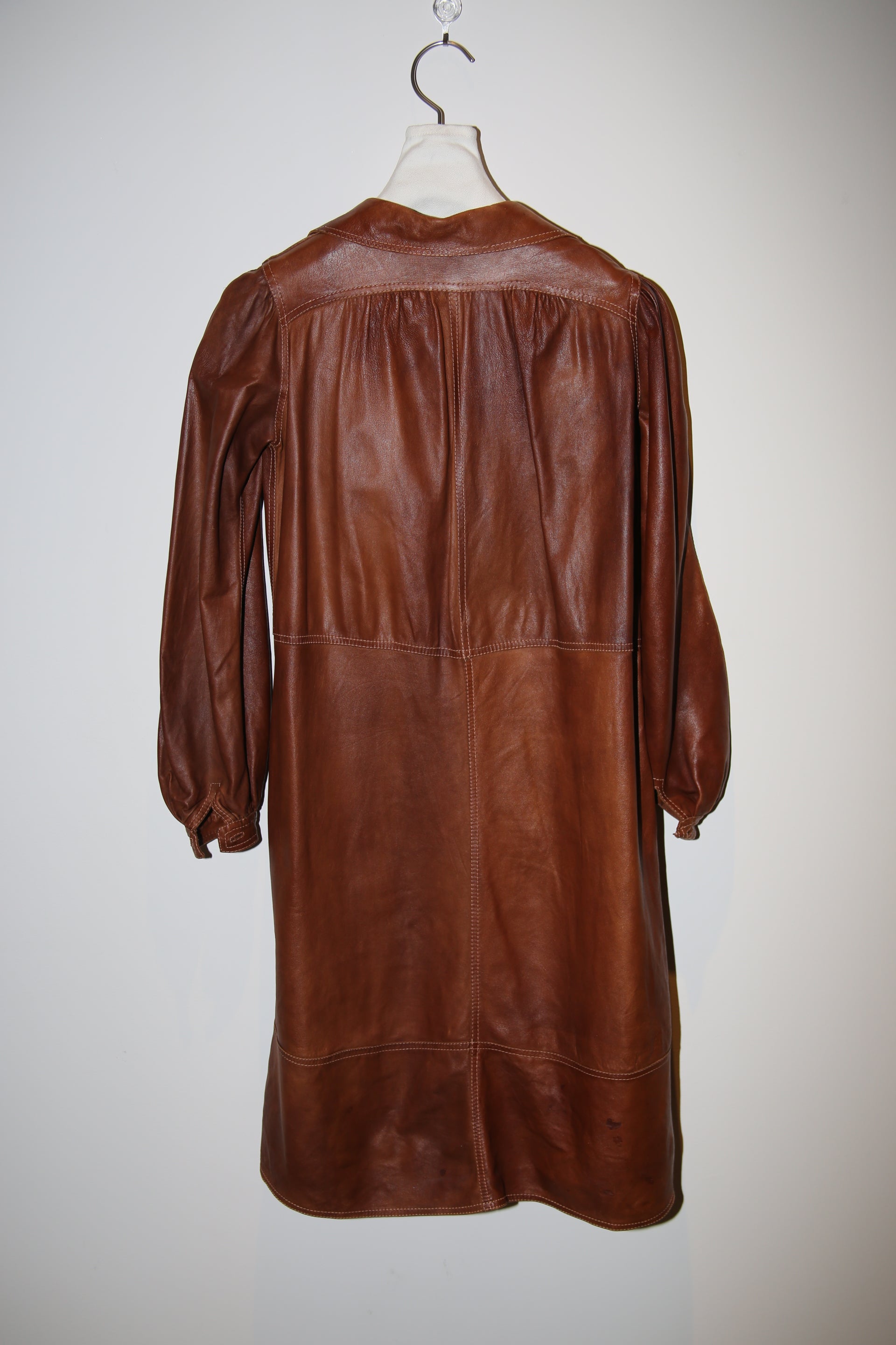 1970 JEAN MUIR / LEATHER DRESS IN BROWN