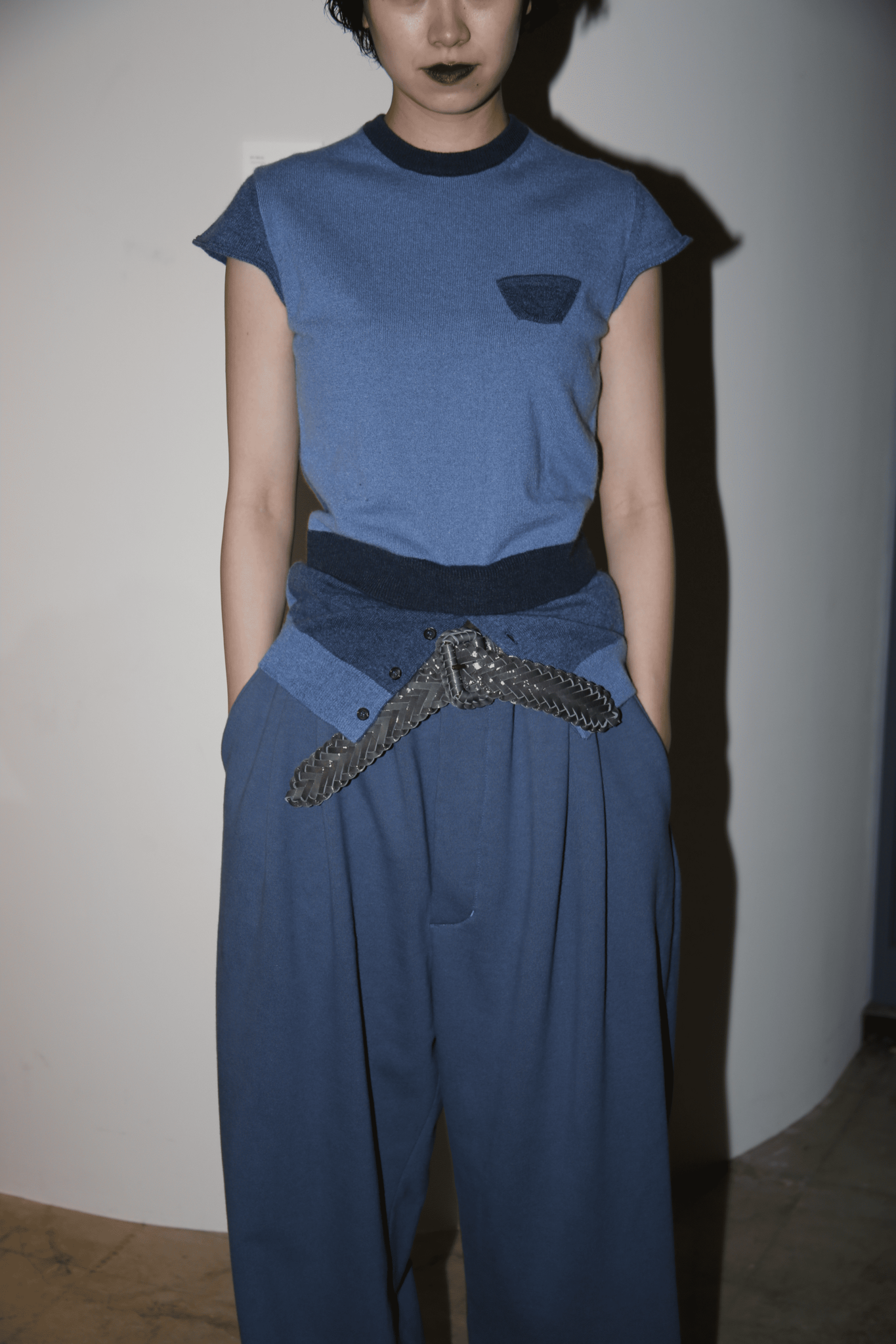 MERYLL ROGGE / DRAWSTRING CHINO IN SWEATSHIRT