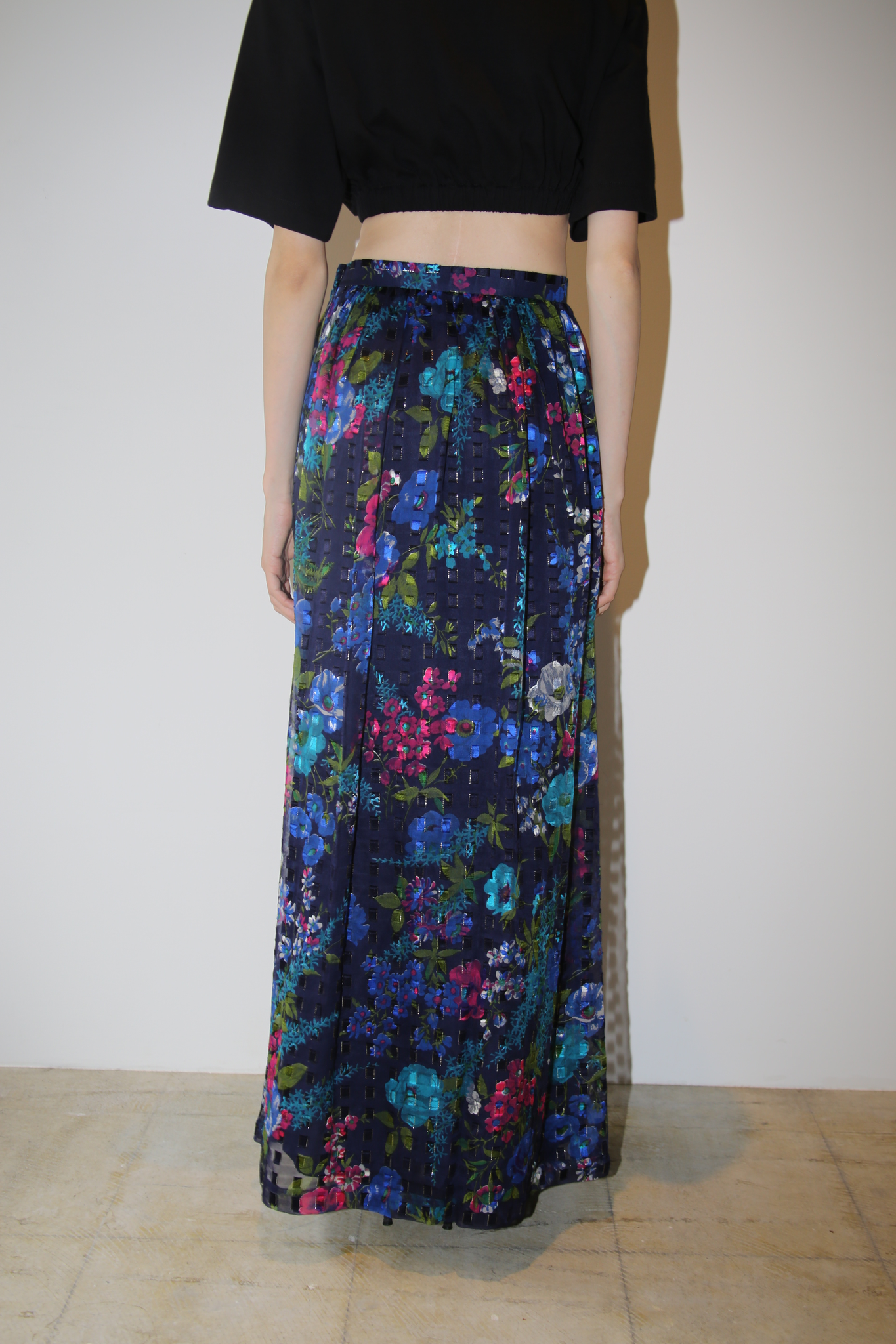 1990 OSCAR DE LA RENTA / SILK CHIFFON MAXI SKIRT WITH FLOWER PRINT