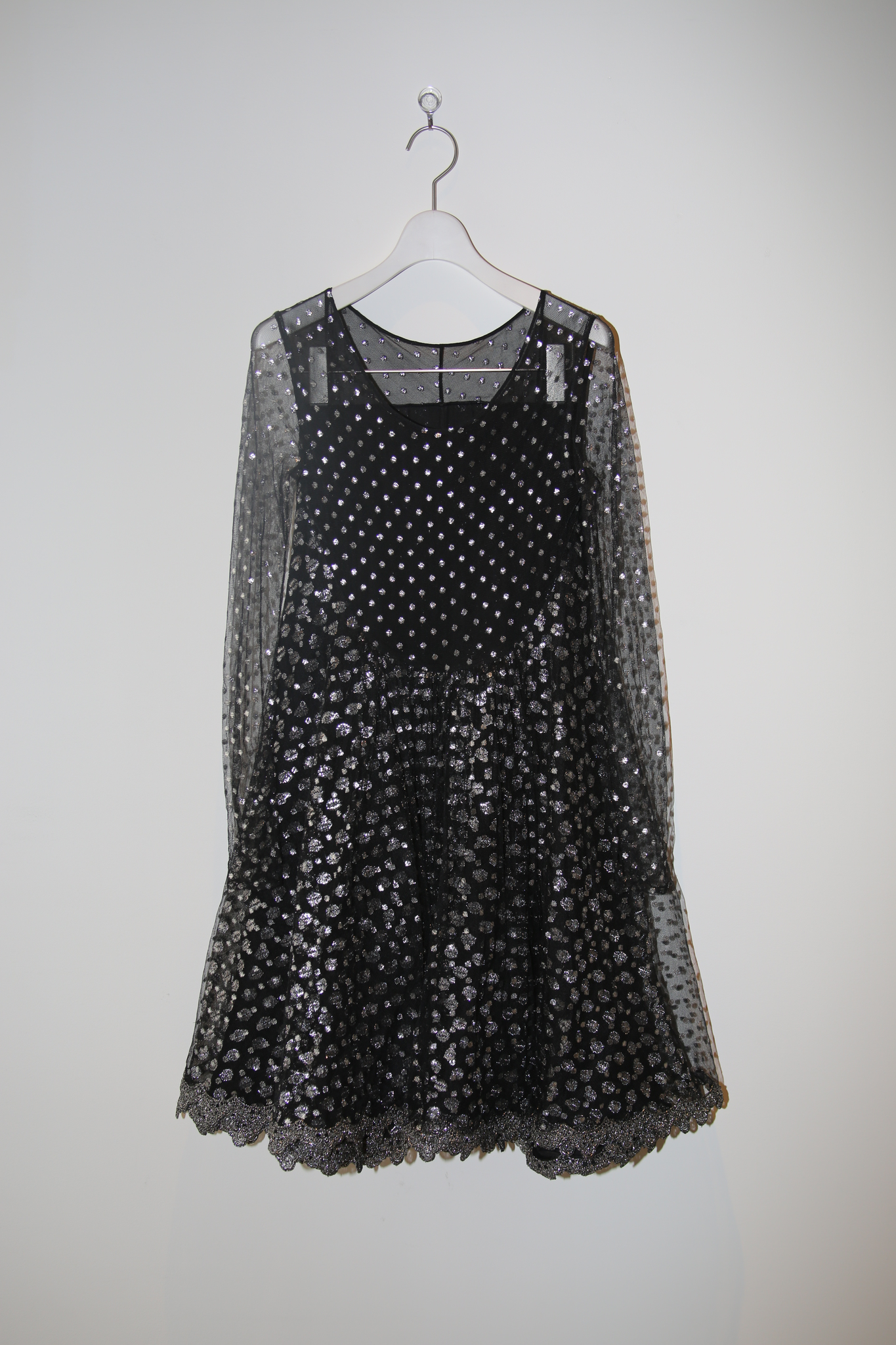 1980 VINTAGE / METALLIC HARD TULE BABY DOLL DRESS