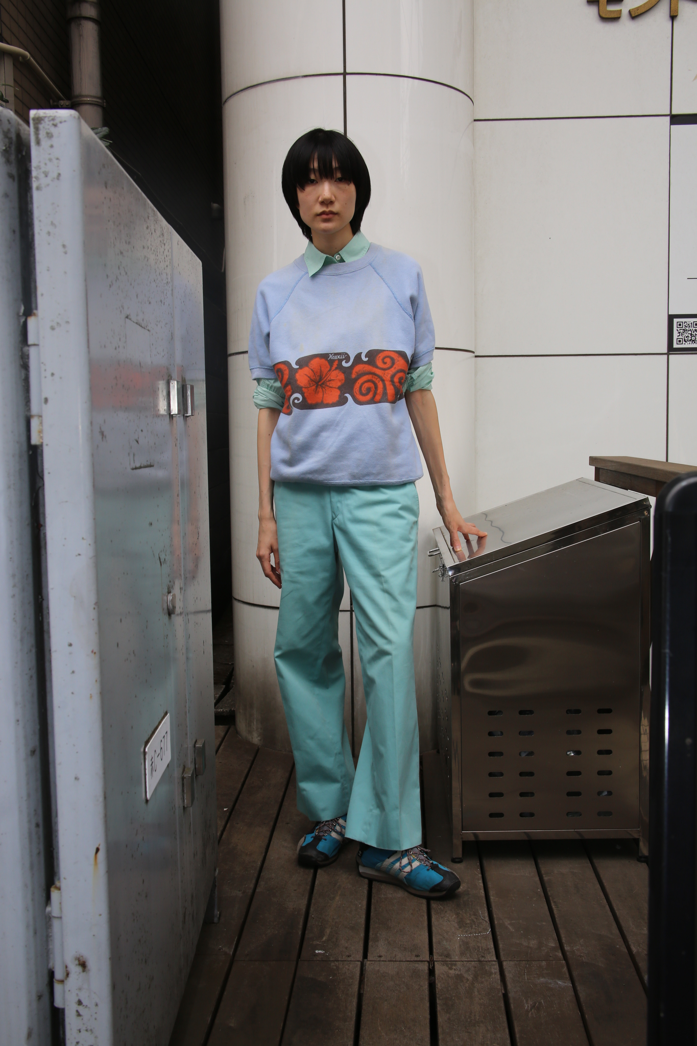 1960 VINTAGE / SHORT SLEEVE SWEAT SHIRT WITH HAWAIAN MOTIF