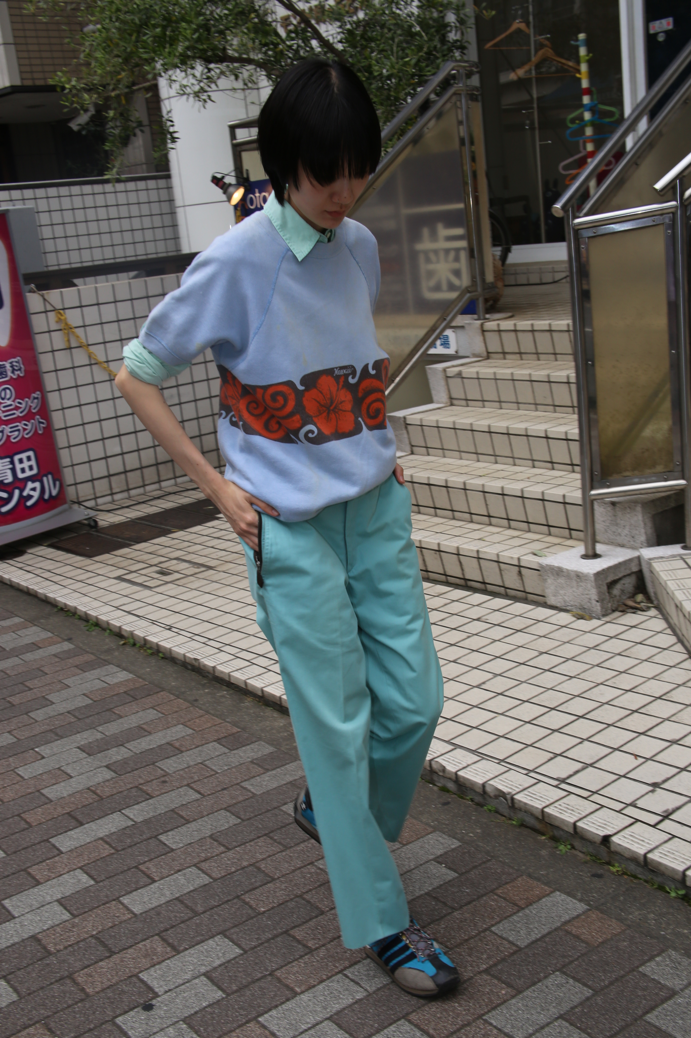 1960 VINTAGE / SHORT SLEEVE SWEAT SHIRT WITH HAWAIAN MOTIF
