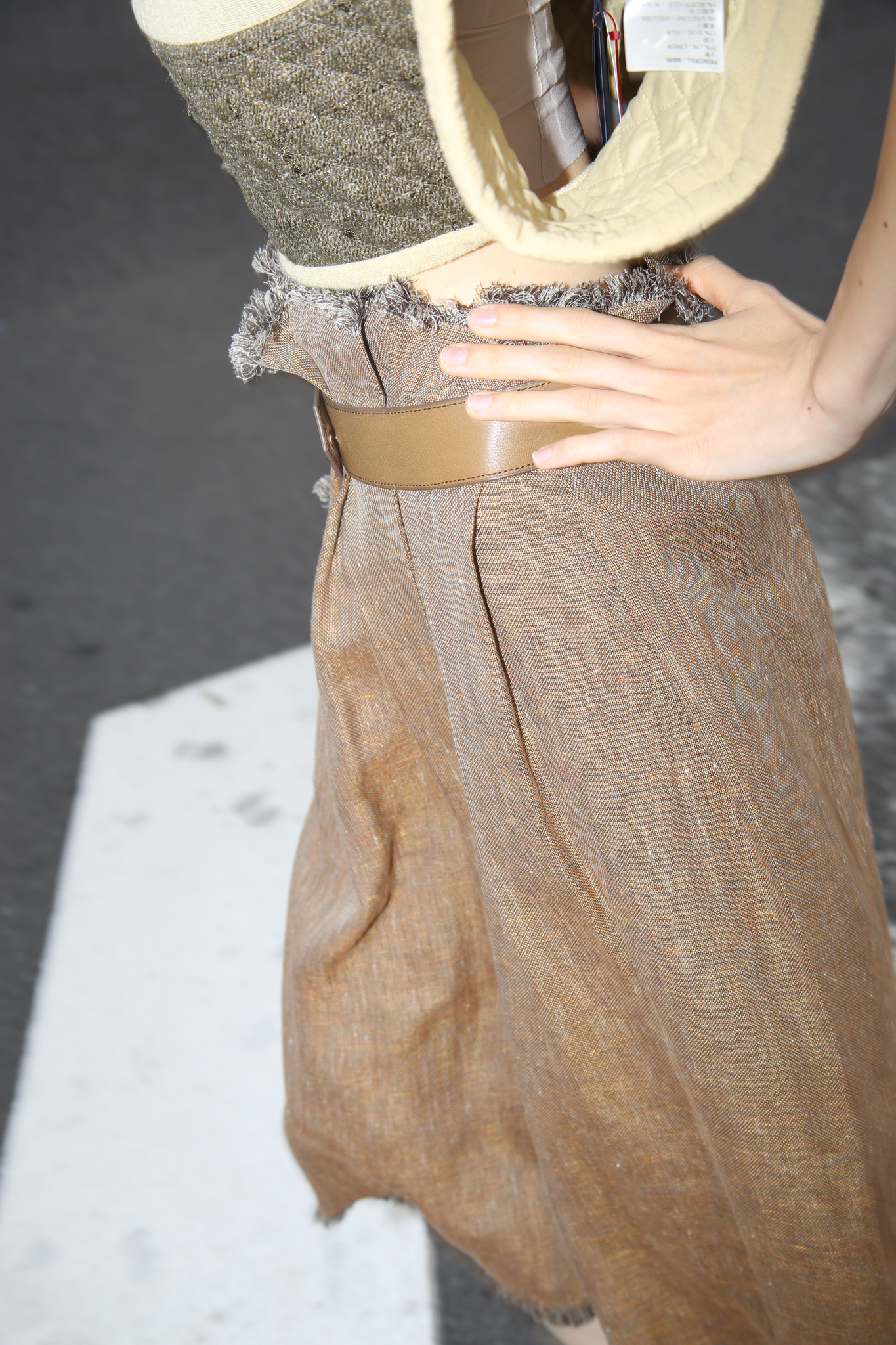 2004-2011 HERMES / FRINGE WAIST LINEN SKIRT WITH LEATHER BAND