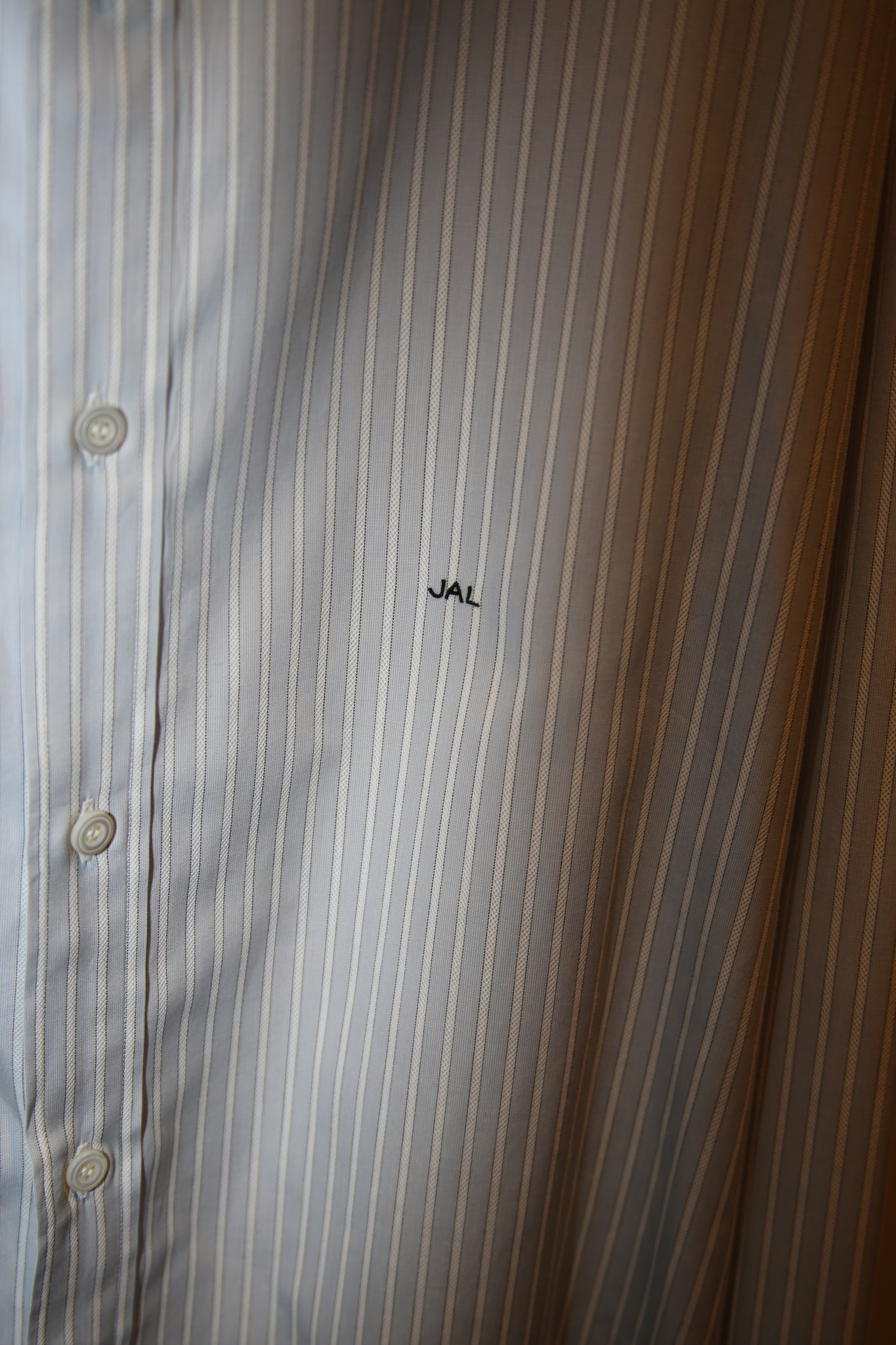 2016 CHARVET / SUPER OVER SIZED COTTON DRESS SHIRT WITH GREY STRIPE