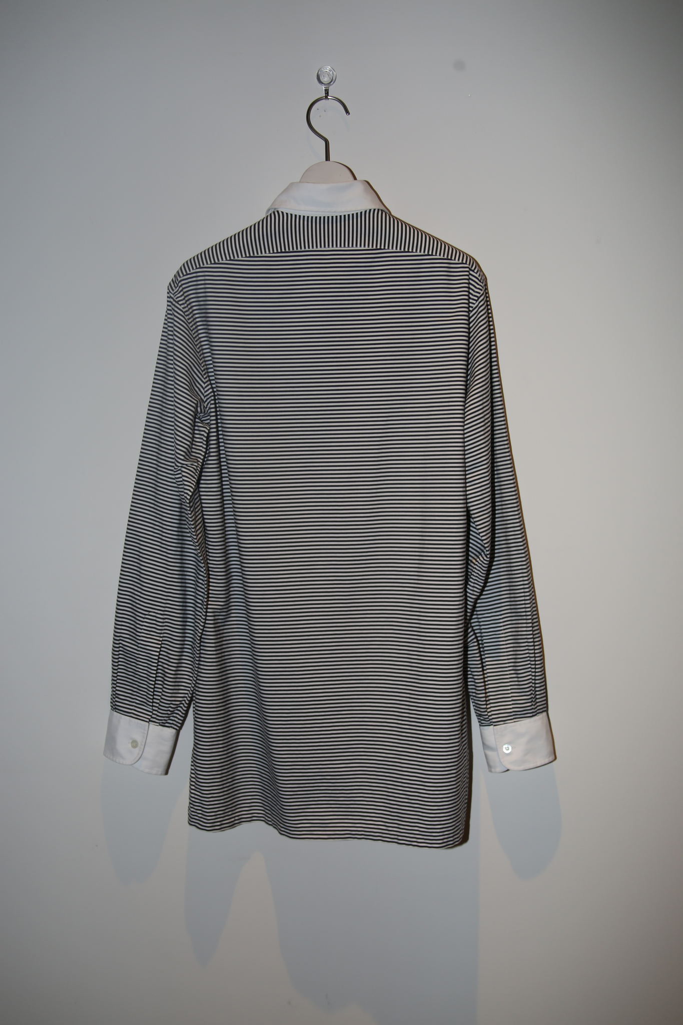 2006 CHARVET / CLERIC COLLAR COTTON DRESS SHIRT WITH BORDER