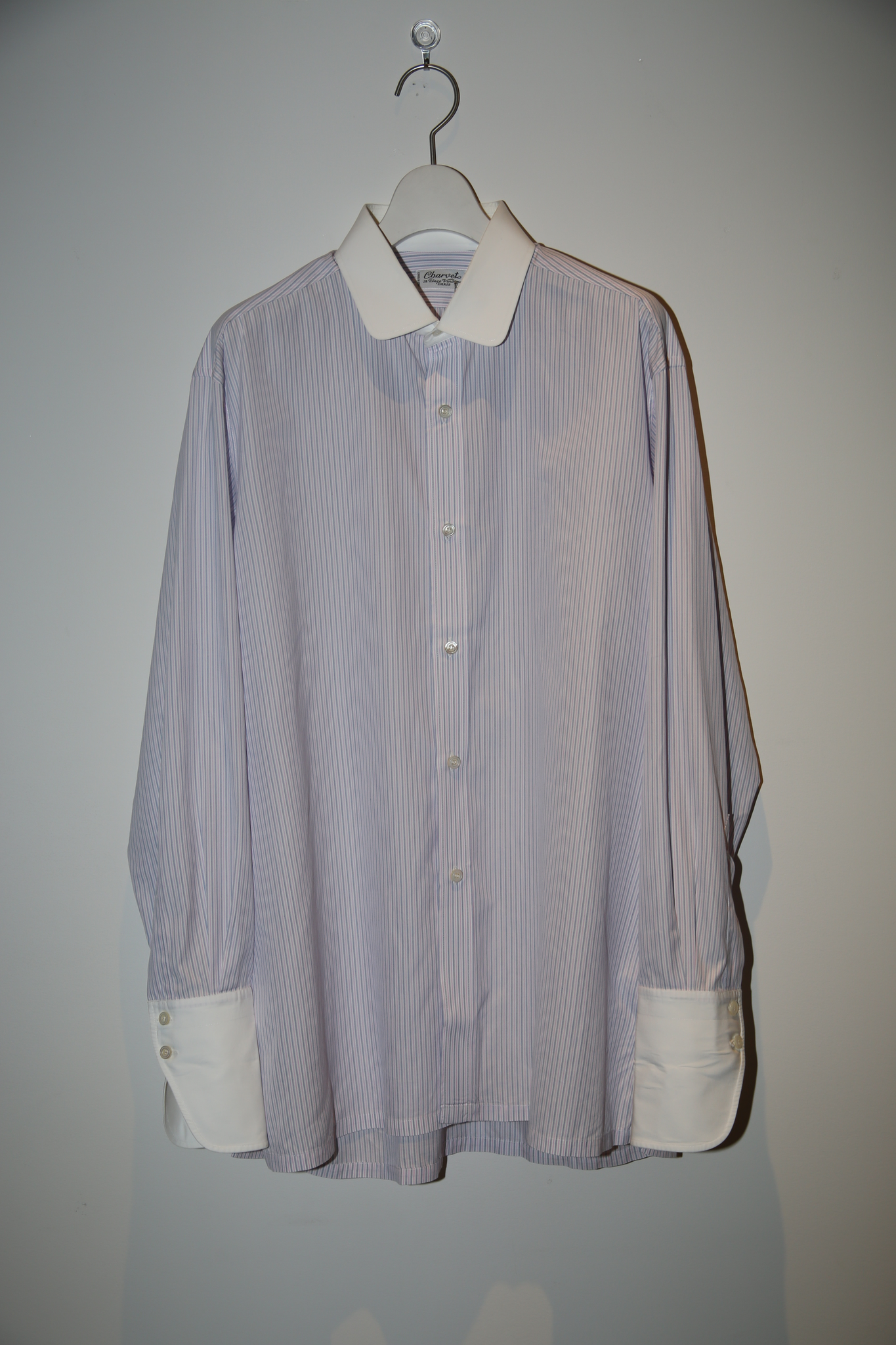 2000 CHARVET / CLERIC ROUND COLLAR COTTON DRESS SHIRT WITH PINK AND BLUE STRIPE