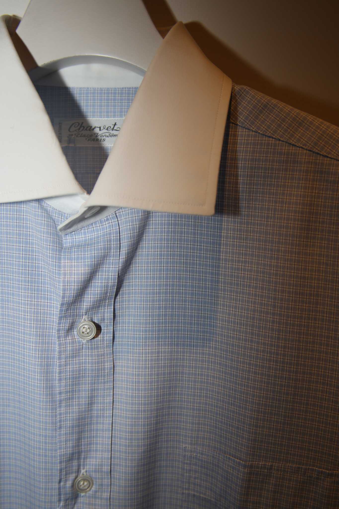 2002 CHARVET / COTTON CLERIC DRESS SHIRT WITH BLUE CLASIC CHECK