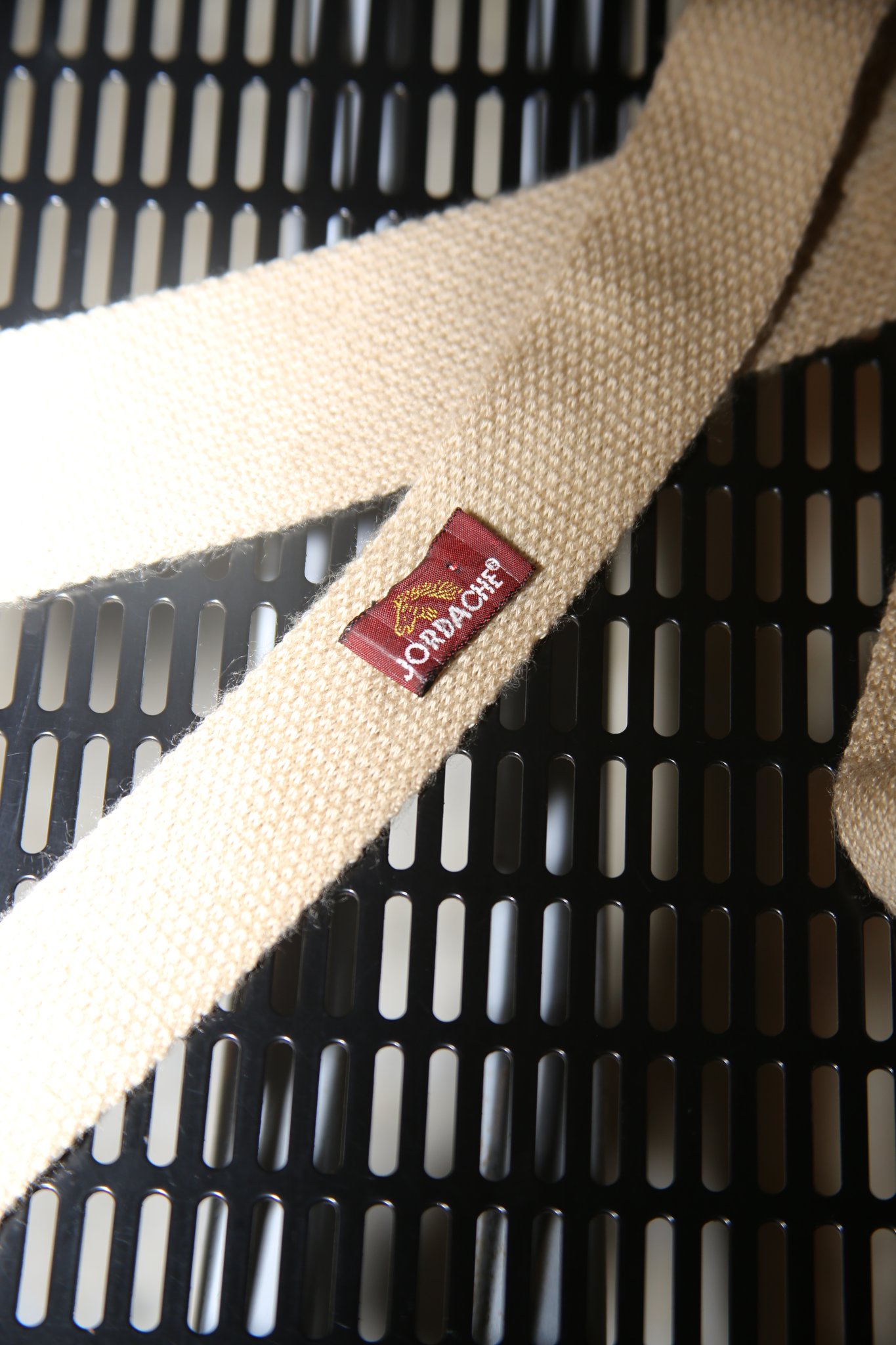 1980 VINTAGE / COTTON KNIT TIE IN BEIGE