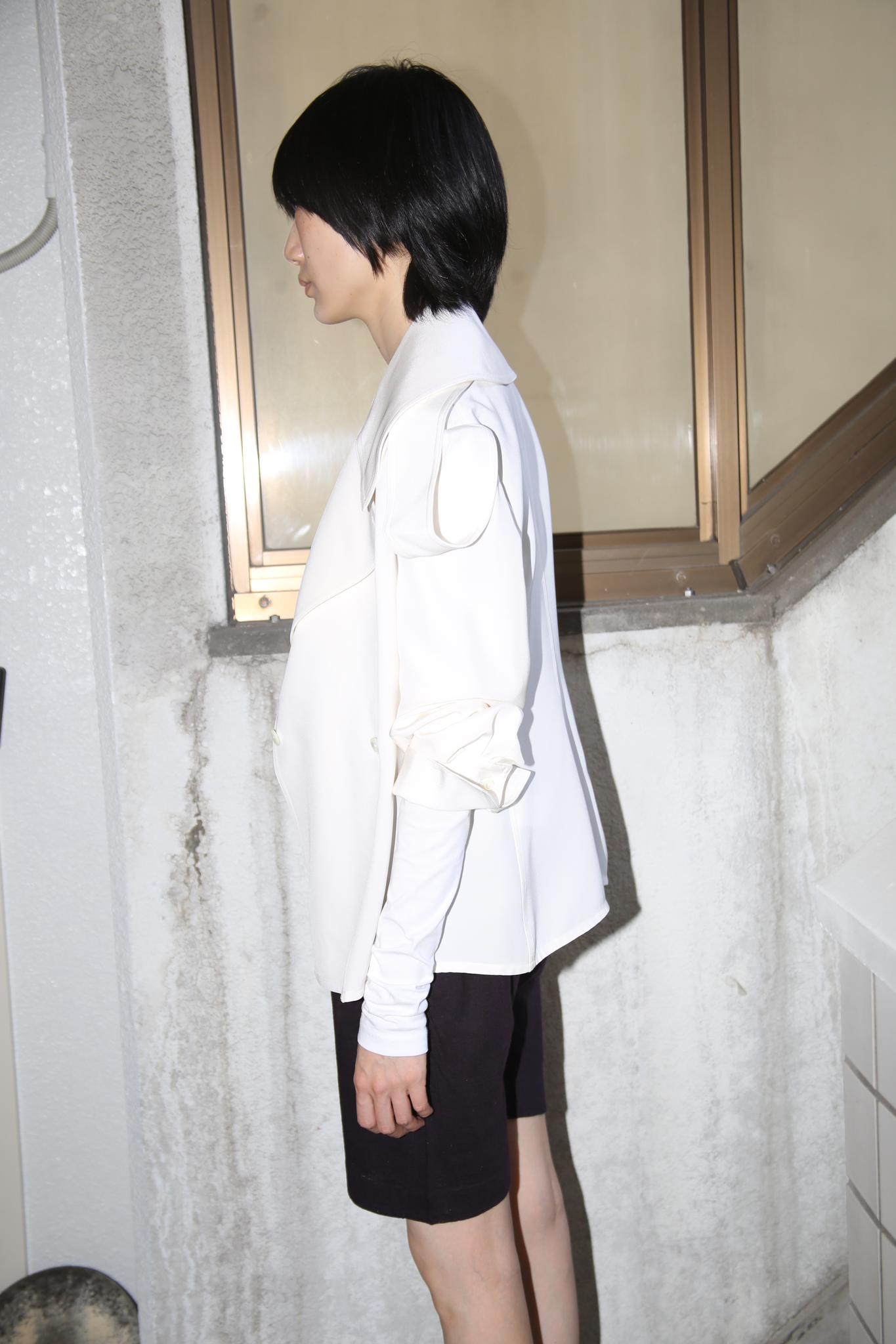 2021 PETER DO / SILK CREPE SHORT TRENCH JACKET IN ECRU : DEADSTOCK