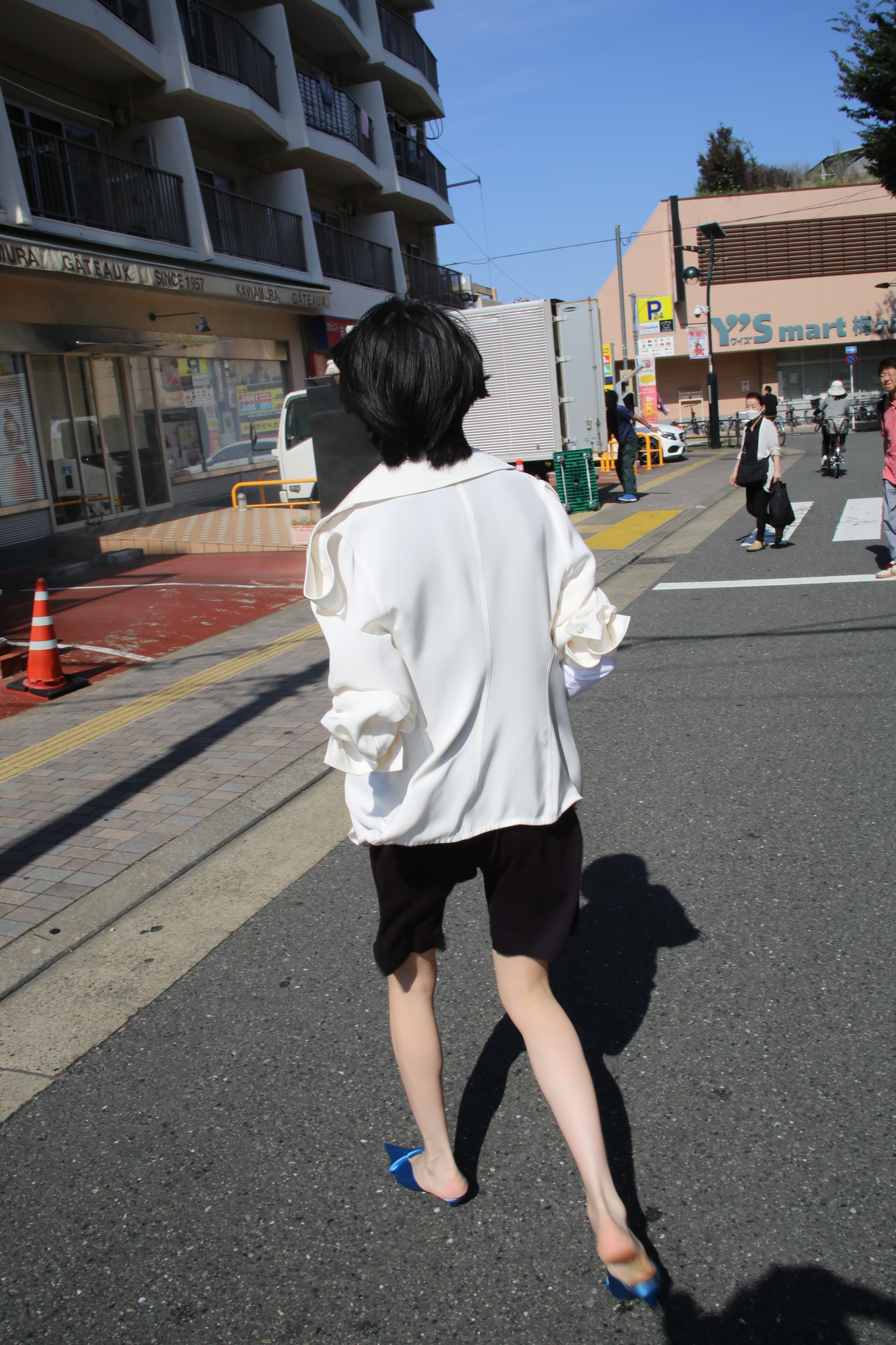2021 PETER DO / SILK CREPE SHORT TRENCH JACKET IN ECRU : DEADSTOCK