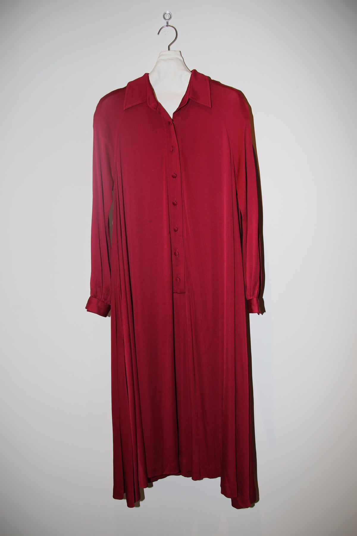 1970 STANLEY SHERMAN / VISCOSE JERSEY LONG DRESS IN BURGUNDY