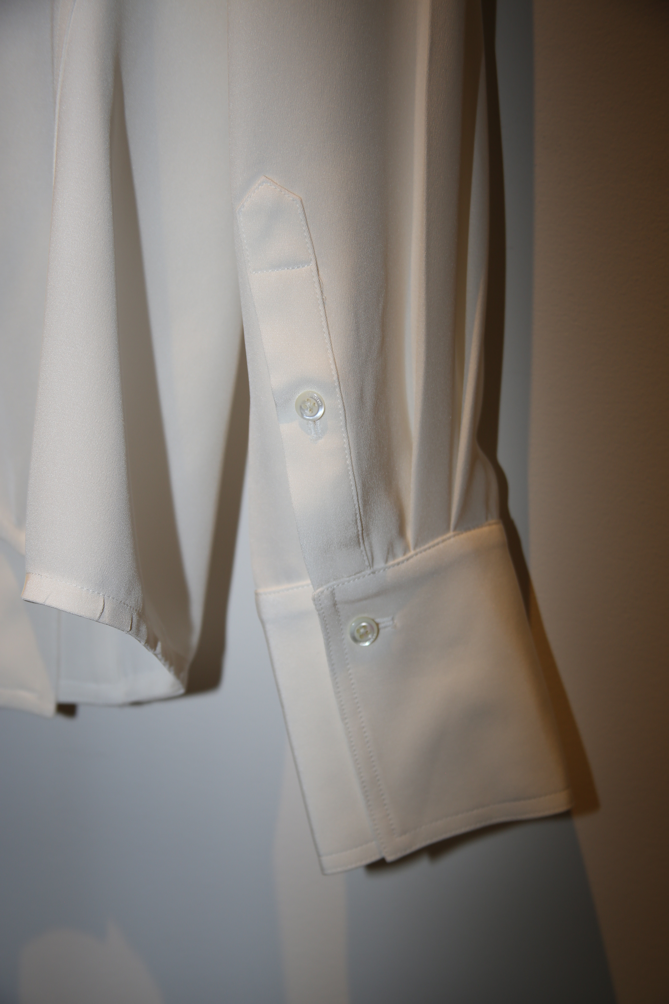 2021 PETER DO / SILK CREPE SHORT TRENCH JACKET IN ECRU : DEADSTOCK