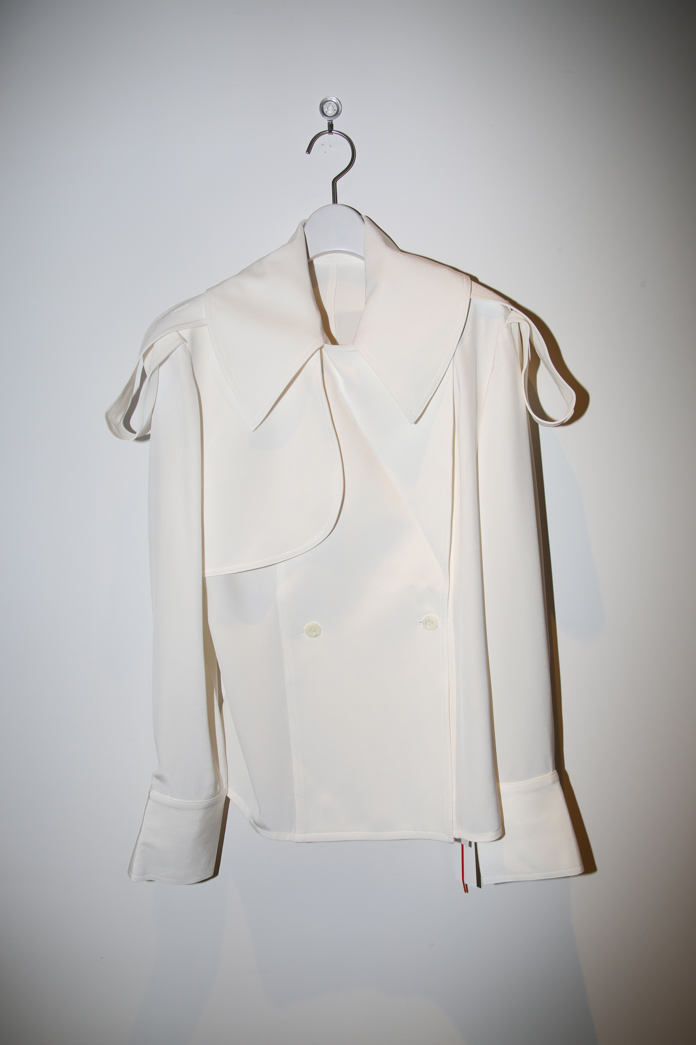 2021 PETER DO / SILK CREPE SHORT TRENCH JACKET IN ECRU : DEADSTOCK