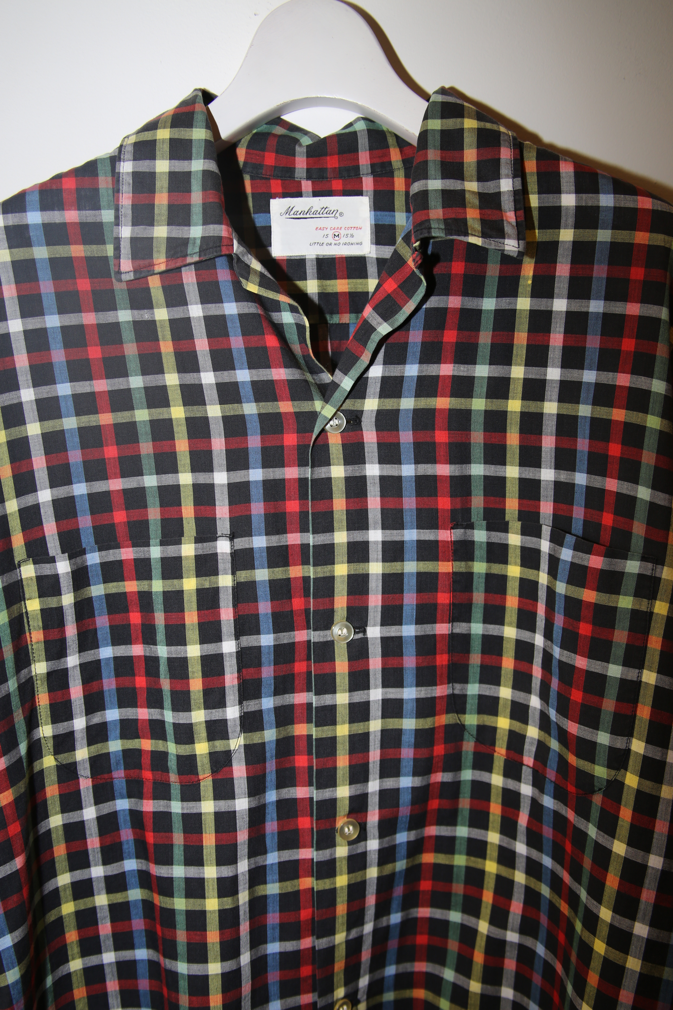 1960 MANHATTAN / COTTON RAINBOW PLAID OPEN COLLAR SHIRT IN BLACK