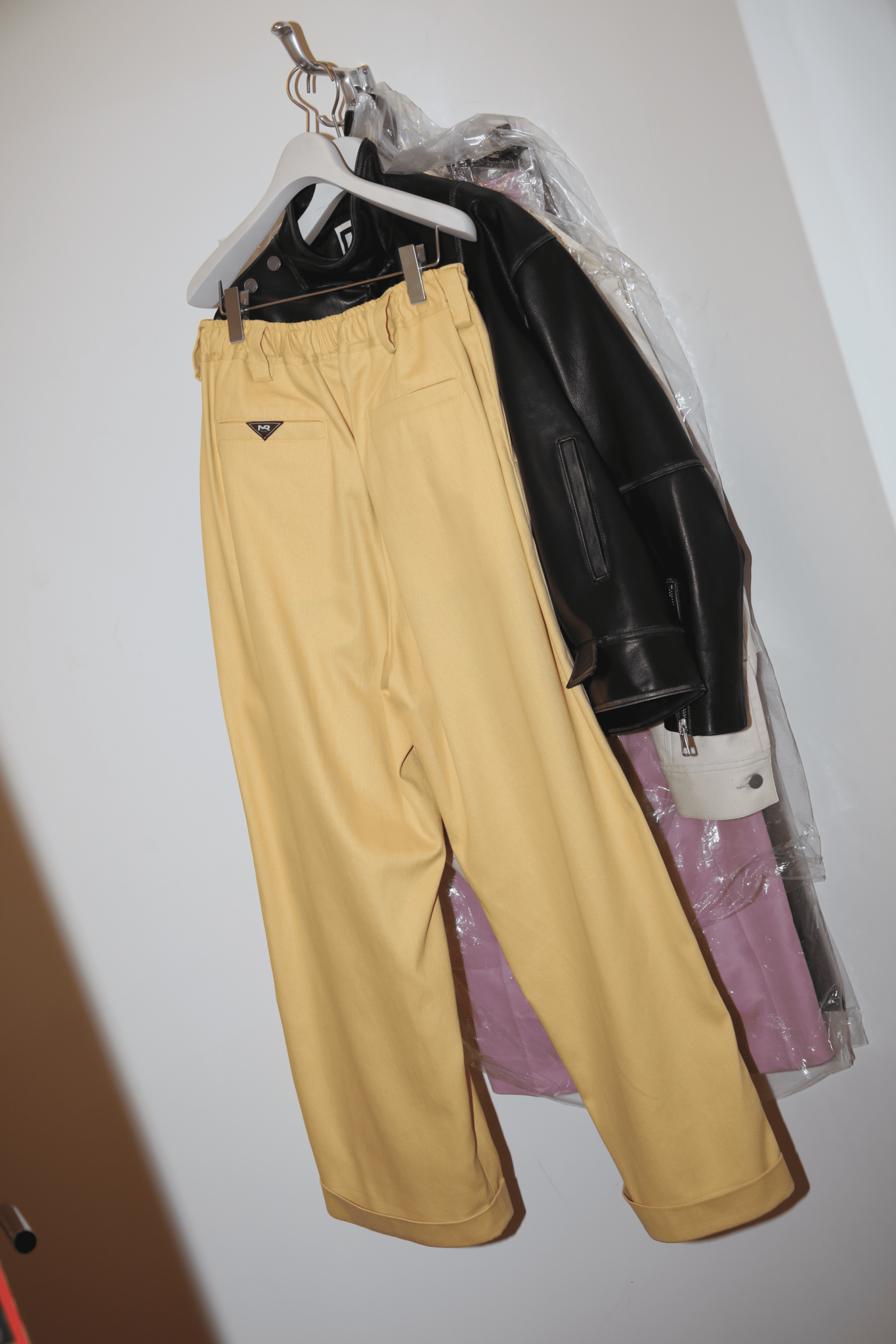 MERYLL ROGGE / DRAW STRING CHINO IN YELLOW DYED COTTON TWILL