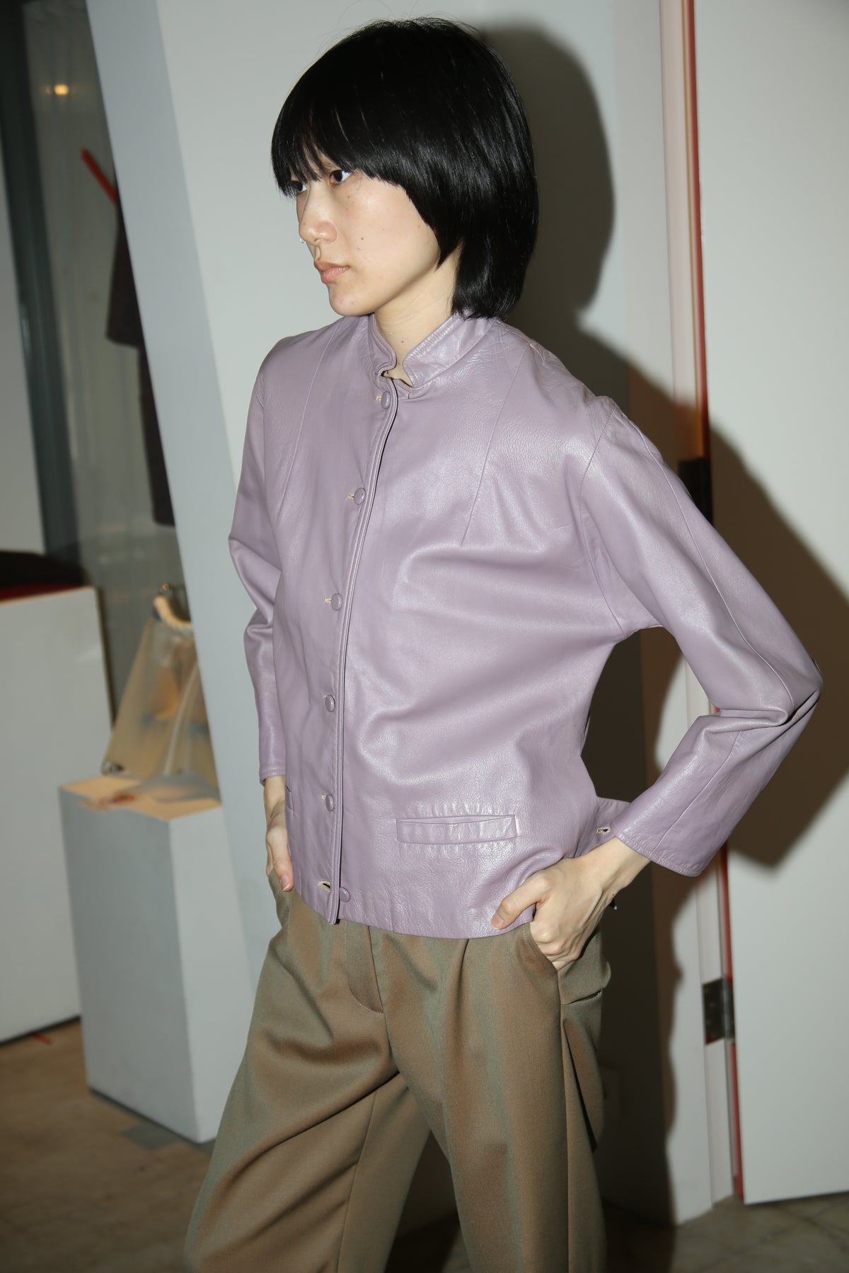 1960 VINTAGE / STAND NECK LEATHER JACKET IN LILAC