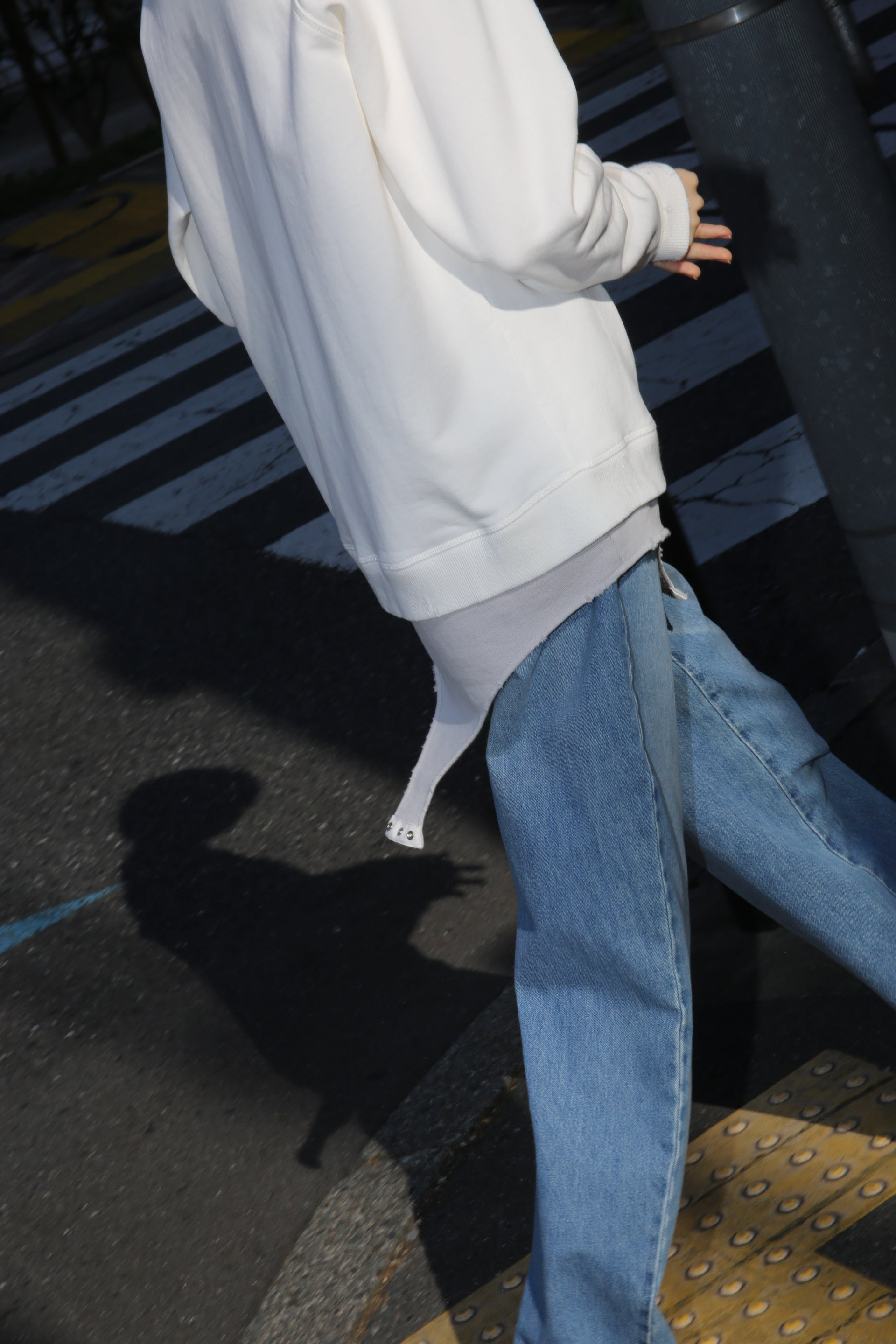 JULIE KEGELS / JO-CRISPY SWEAT BODY IN OFF WHITE