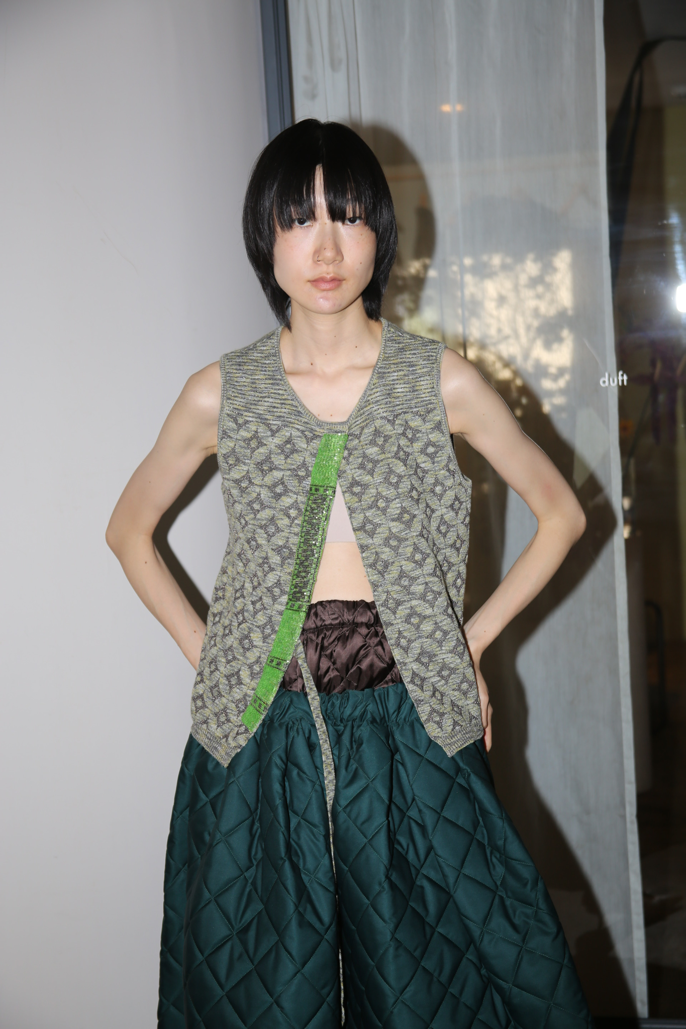 2000 DRIES VAN NOTEN / GLITTER WOOL JACQUARD PULLOVER KNIT VEST WITH BIJOU EMBROIDERY