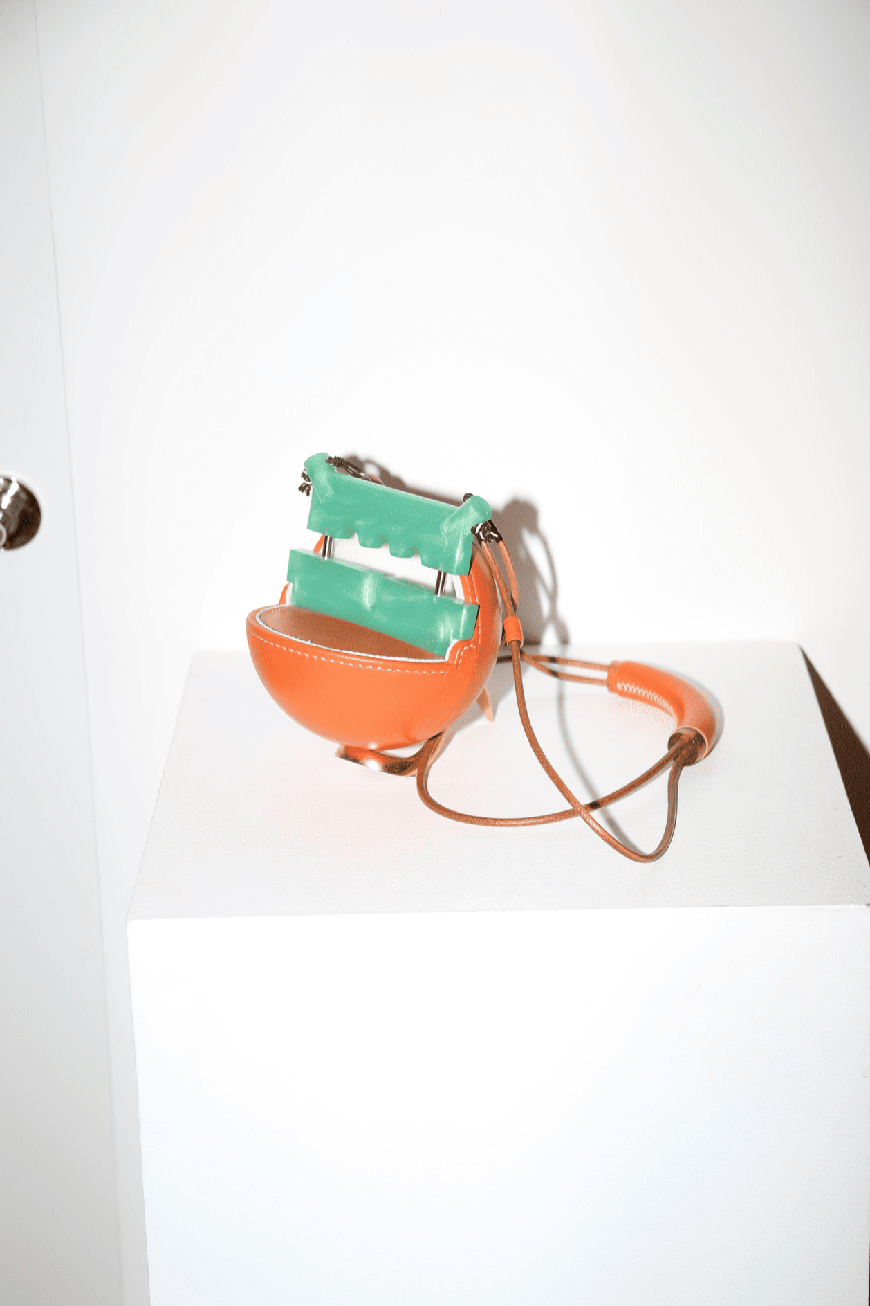 MST PAACS / SPLIT POD: DECORATIVE BALL SHOULDER-BAG