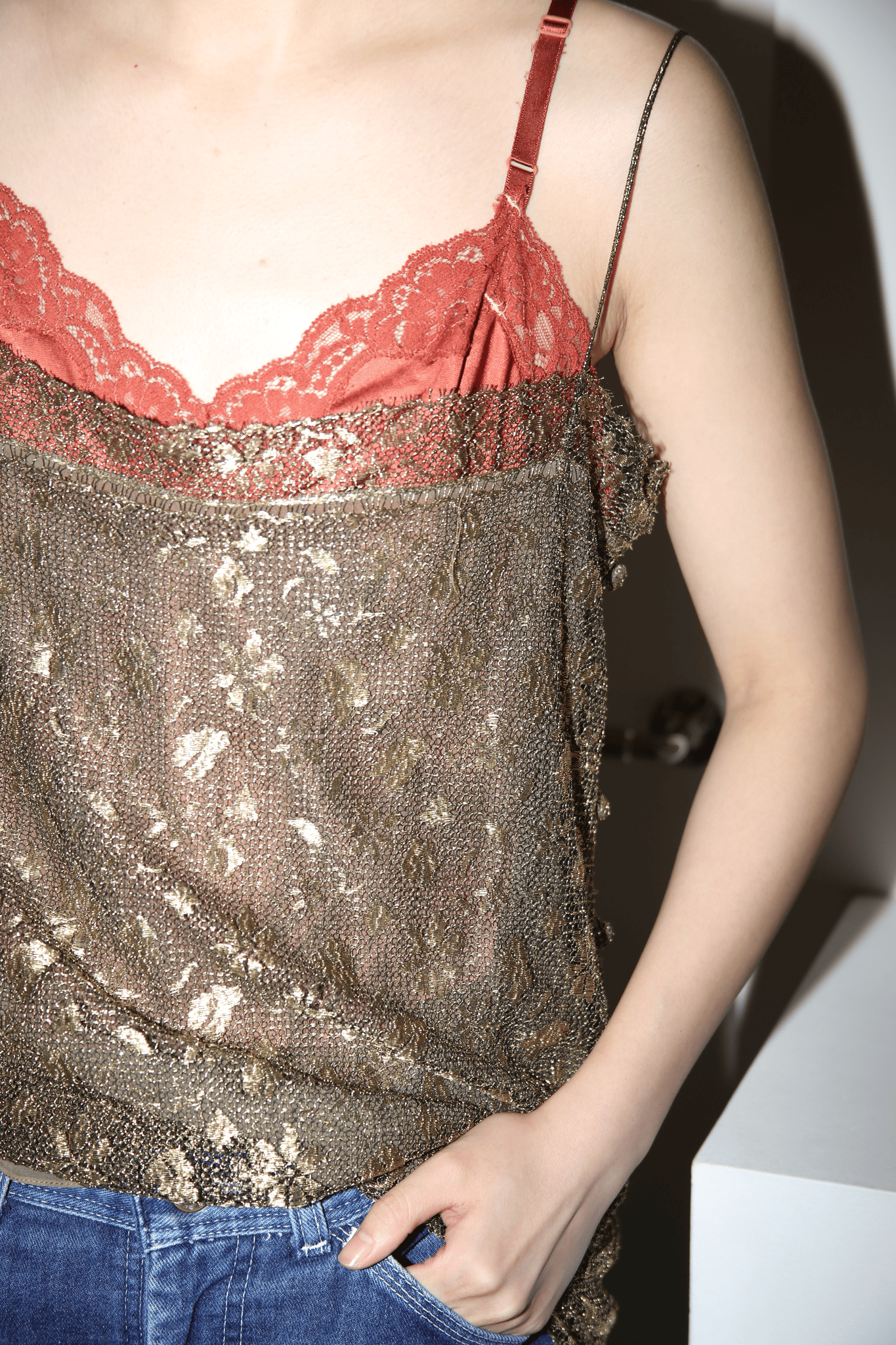 1980 GLORIA SACHS / EMBROIDERY LACE CAMISOLE IN GOLD