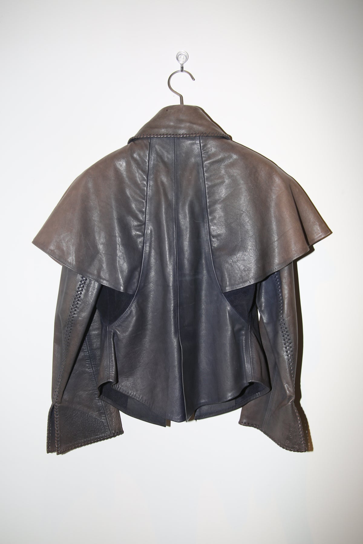 1970 VINTAGE / DEER SKIN CRAFT LEATHER JACKET IN FADED NAVY