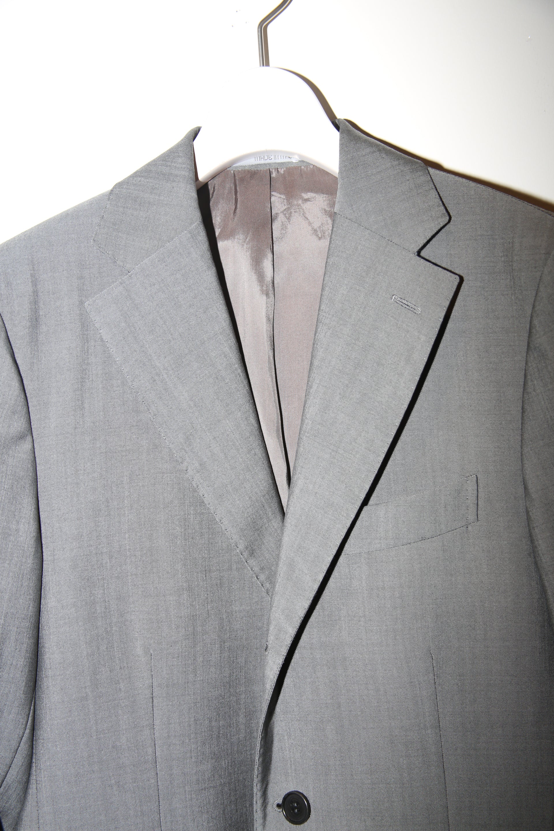 2010 CANTARELLI / WOOL TAILORED SUIT IN GREY : SIZE 44