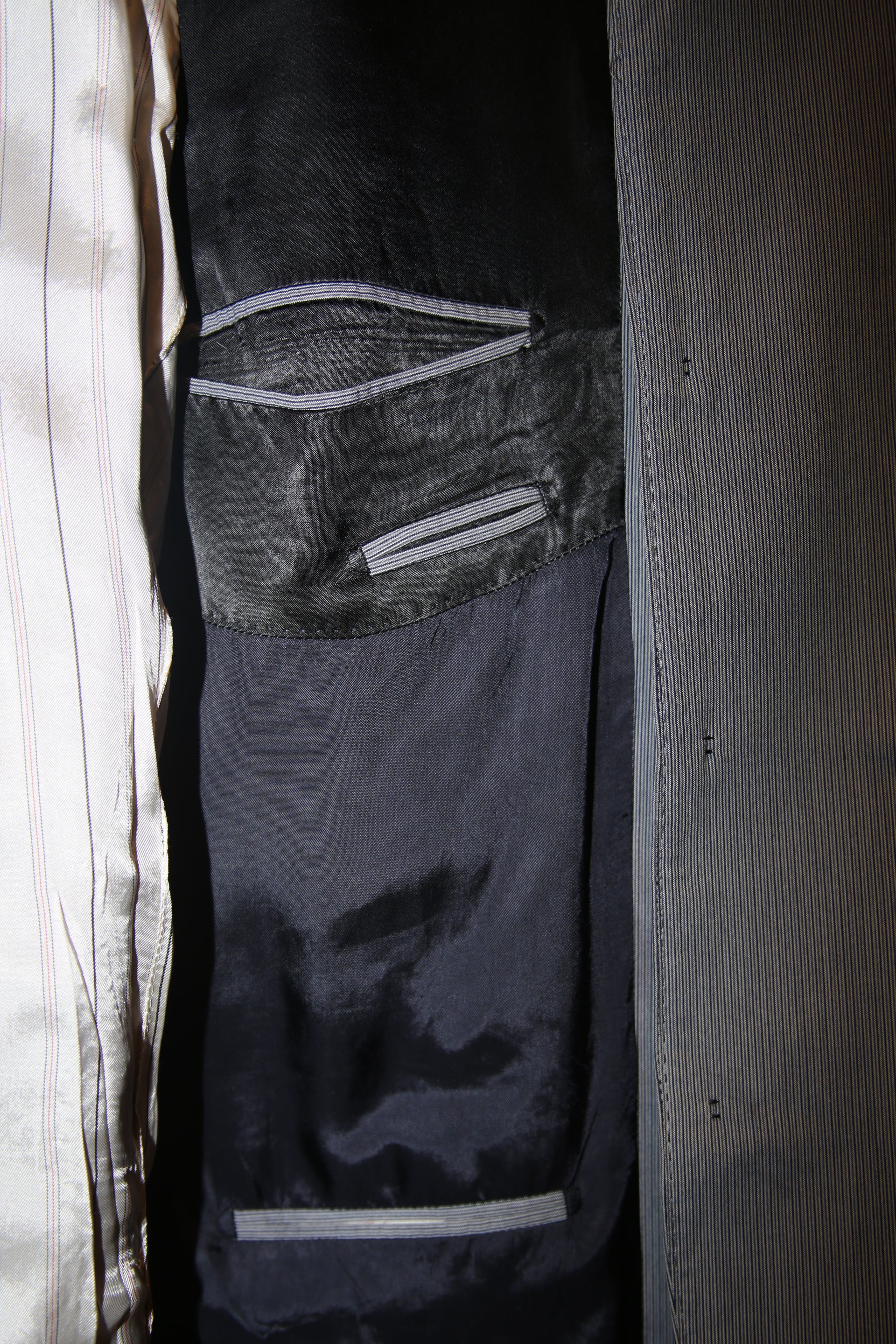 1990 DRIES VAN NOTEN / COTTN TAILORED SUIT IN LIGHT GREY : SIZE50
