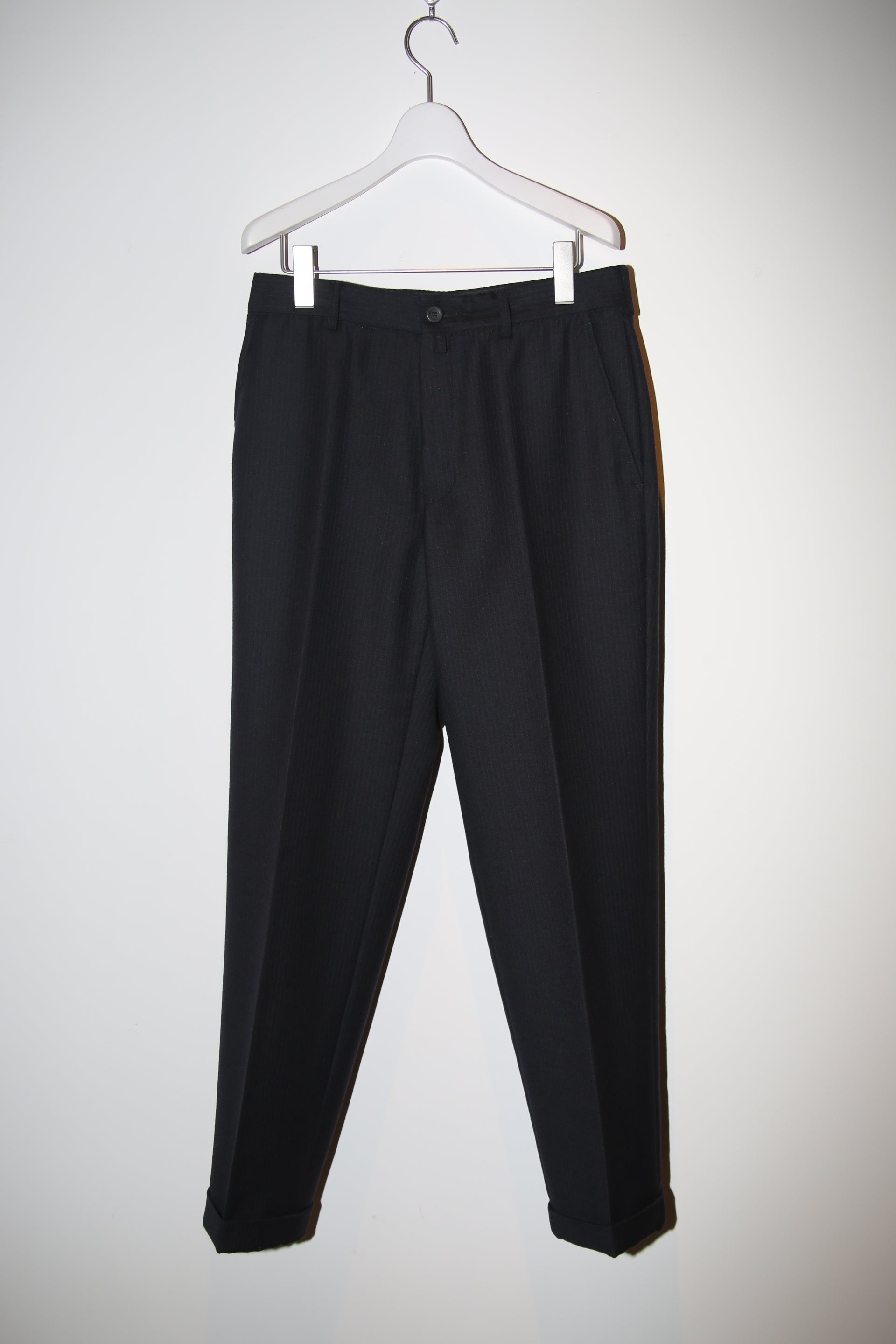 1990 DRIES VAN NOTEN / WOOL HERING BORNE TAILORED SUIT IN CHACOAL : SIZE 48