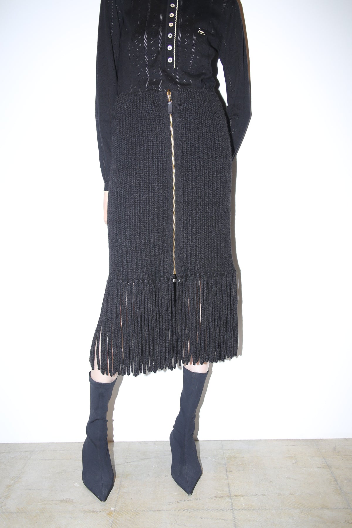 2000 GUCCI / LOW GAUGE ALPACA KNIT FRINGE SKIRT WITH ZIPPER