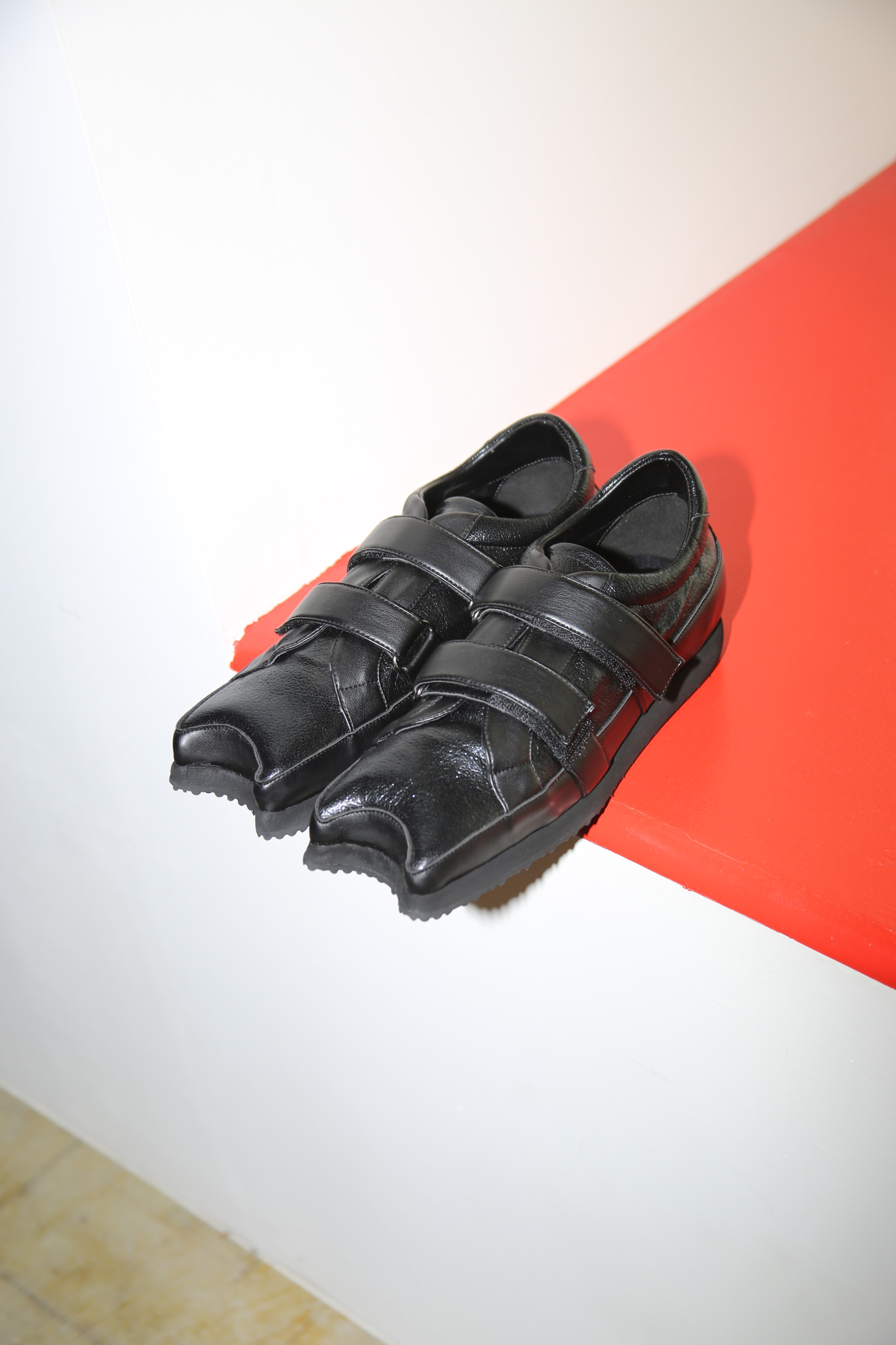 PAULA CANOVAS DEL VAS / DIABRO SNEAKER IN BLACK PLEATHER