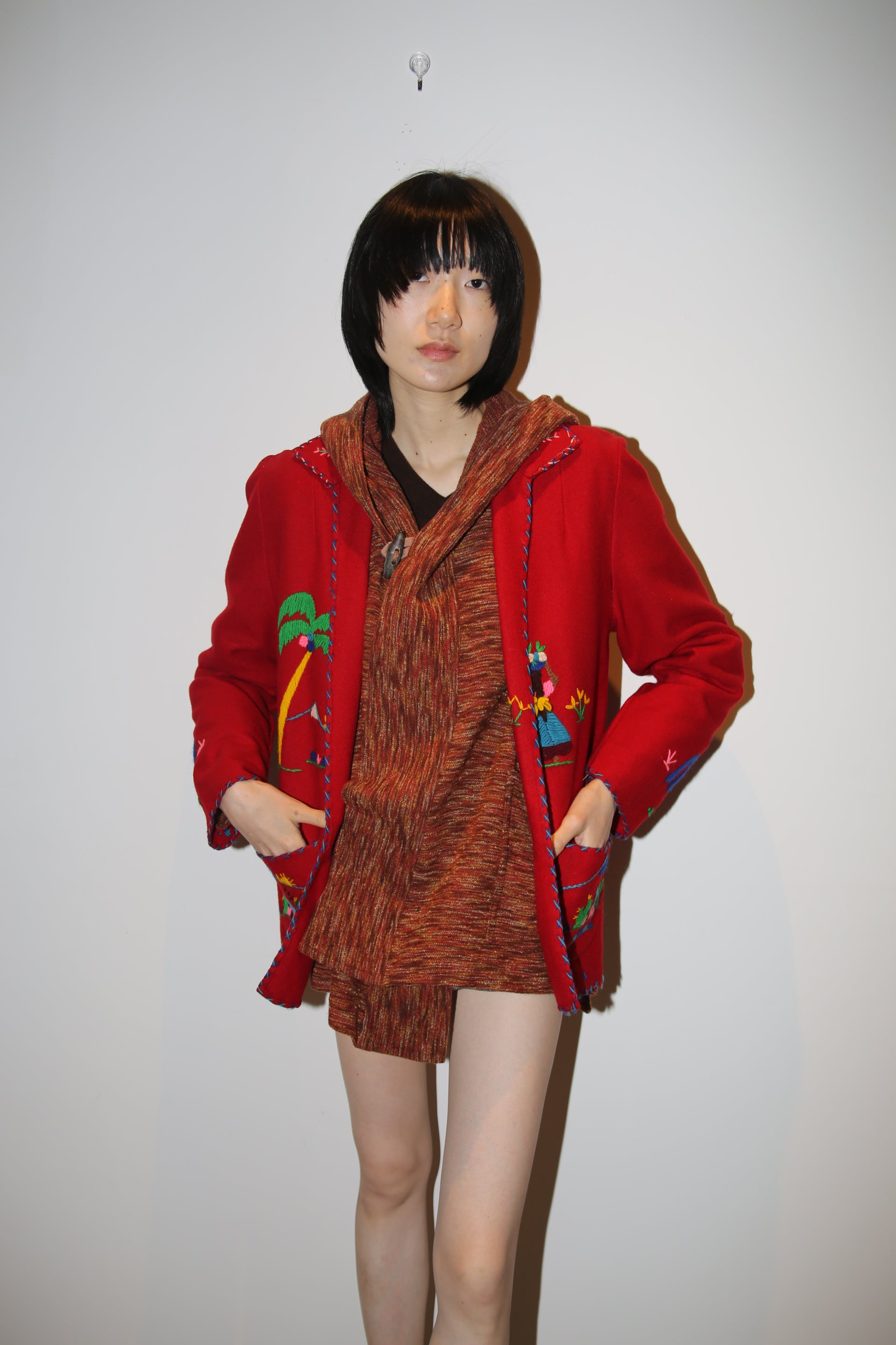 1950 VINTAGE / MEXICAN EMBRODIERY WOOL JACKET IN RED
