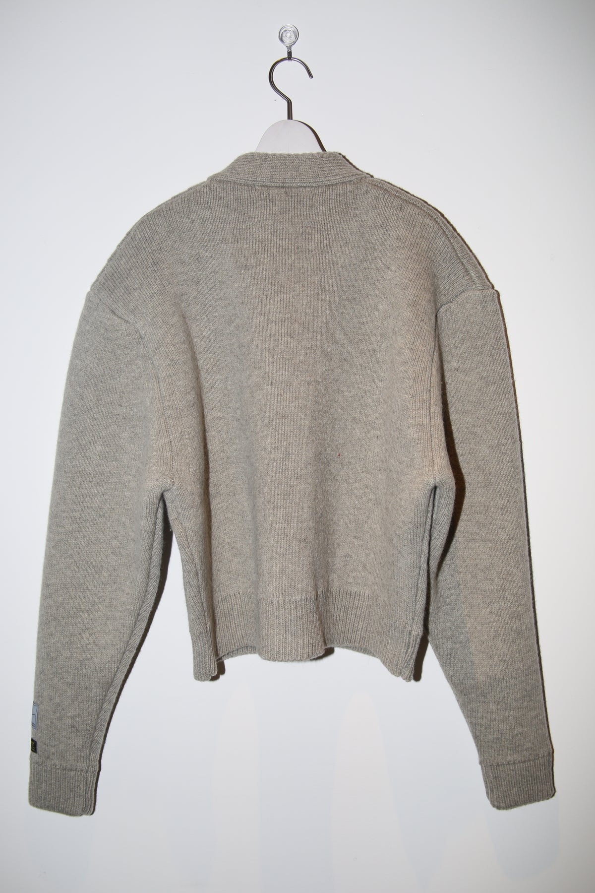 B.B. WALLACE / WYLIE SHETLAND HEAVY CARDIGAN IN SAND BEIGE