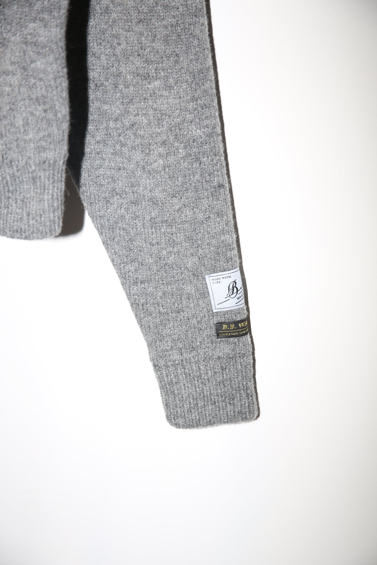 B.B. WALLACE / WYLIE SHETLAND HEAVY CARDIGAN IN FLANNEL GREY