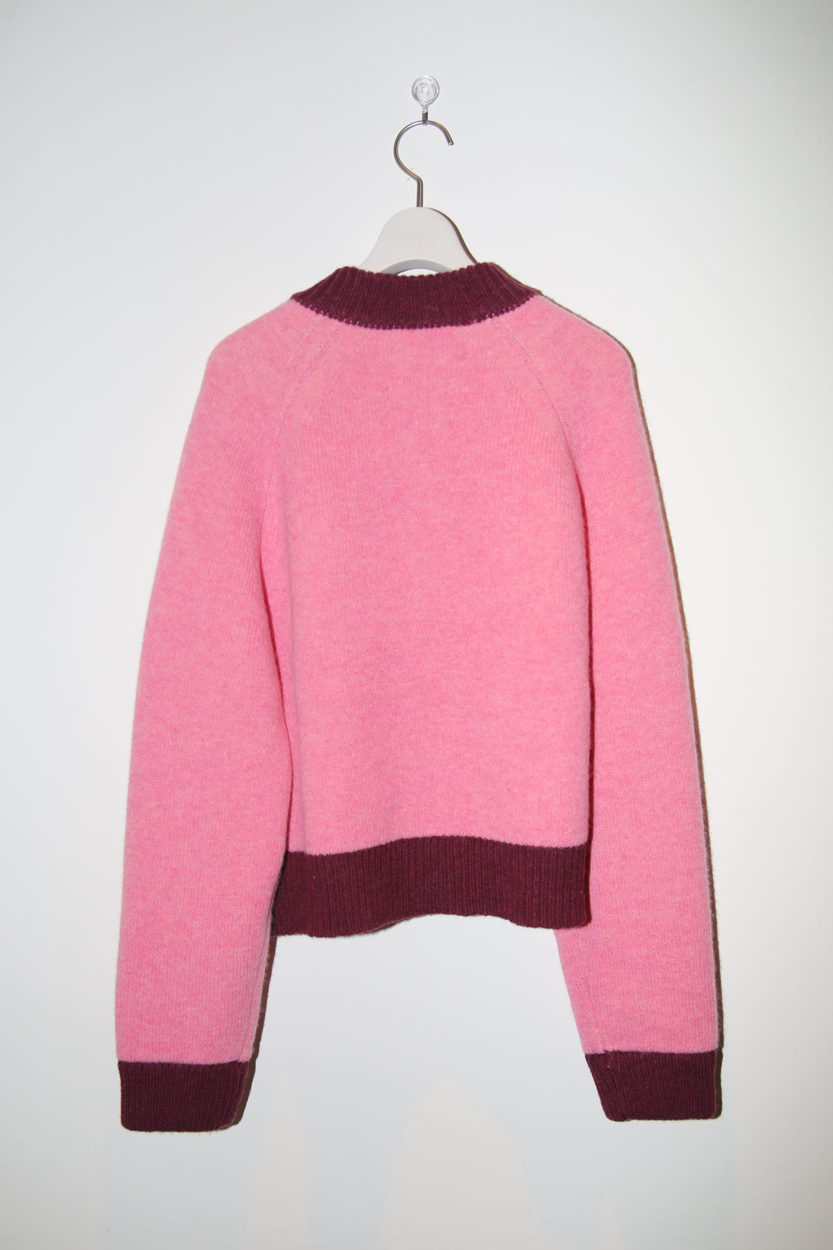 B.B. WALLACE / FRIDA CREW NECK CARDIGAN WITH 4 POCKET IN PINK