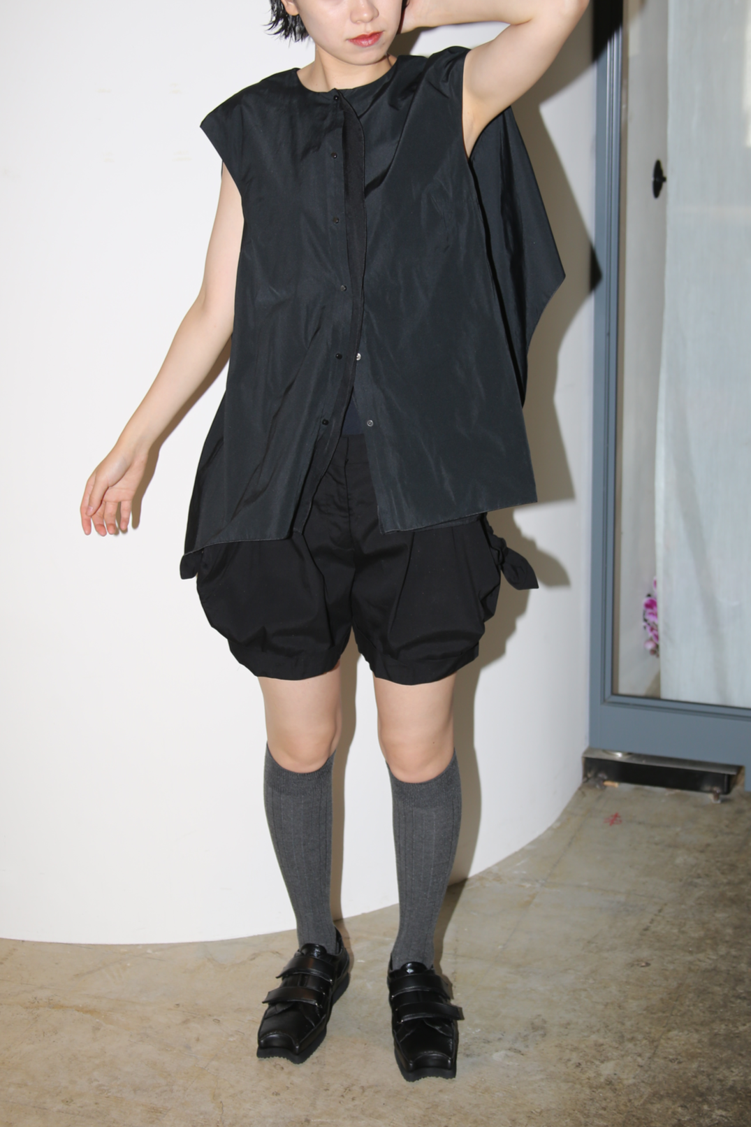 2007 LANVIN / SLEEVELESS 3D TAFFETA SHIRT WITH SHEER ORGANDIE