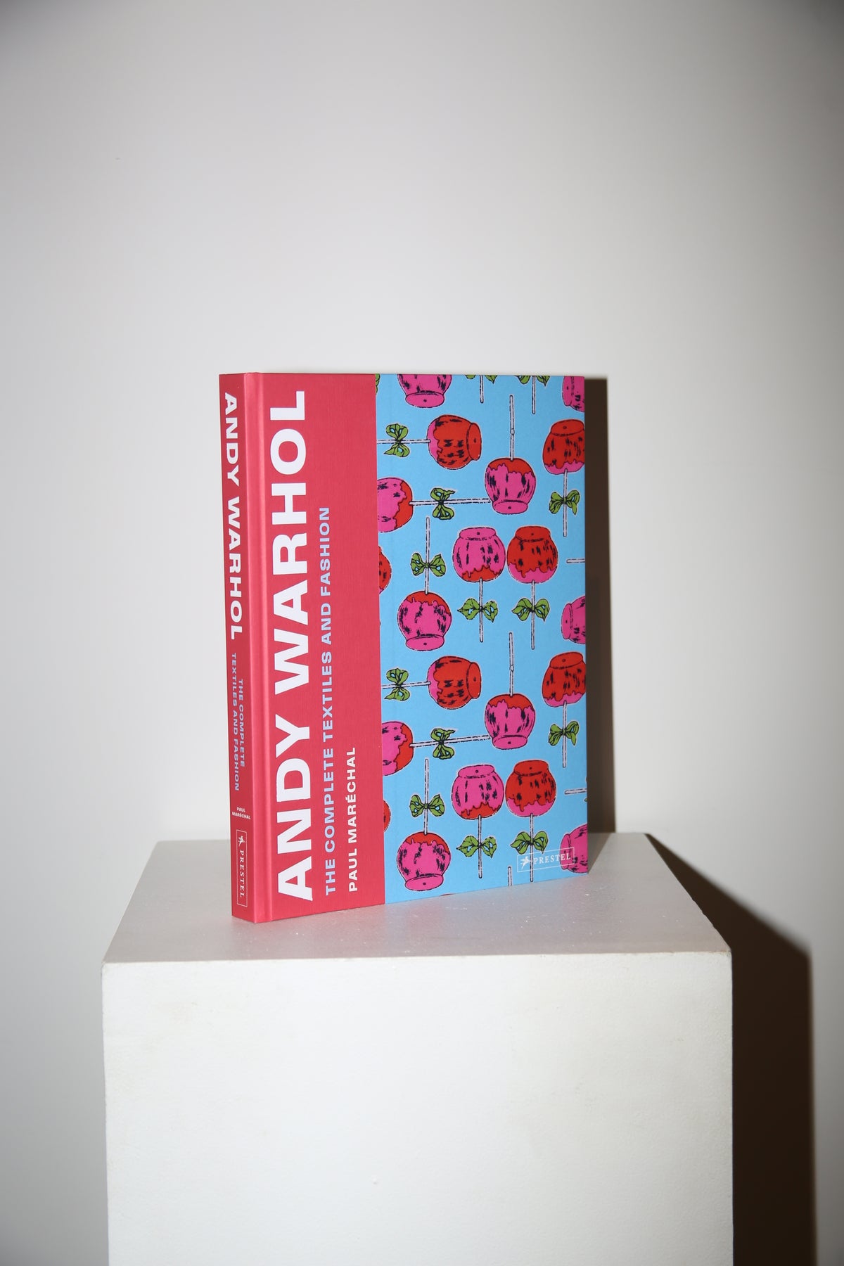 ANDY WARHOL: THE COMPLETE TEXTILES AND FASHION by Andy Warhol