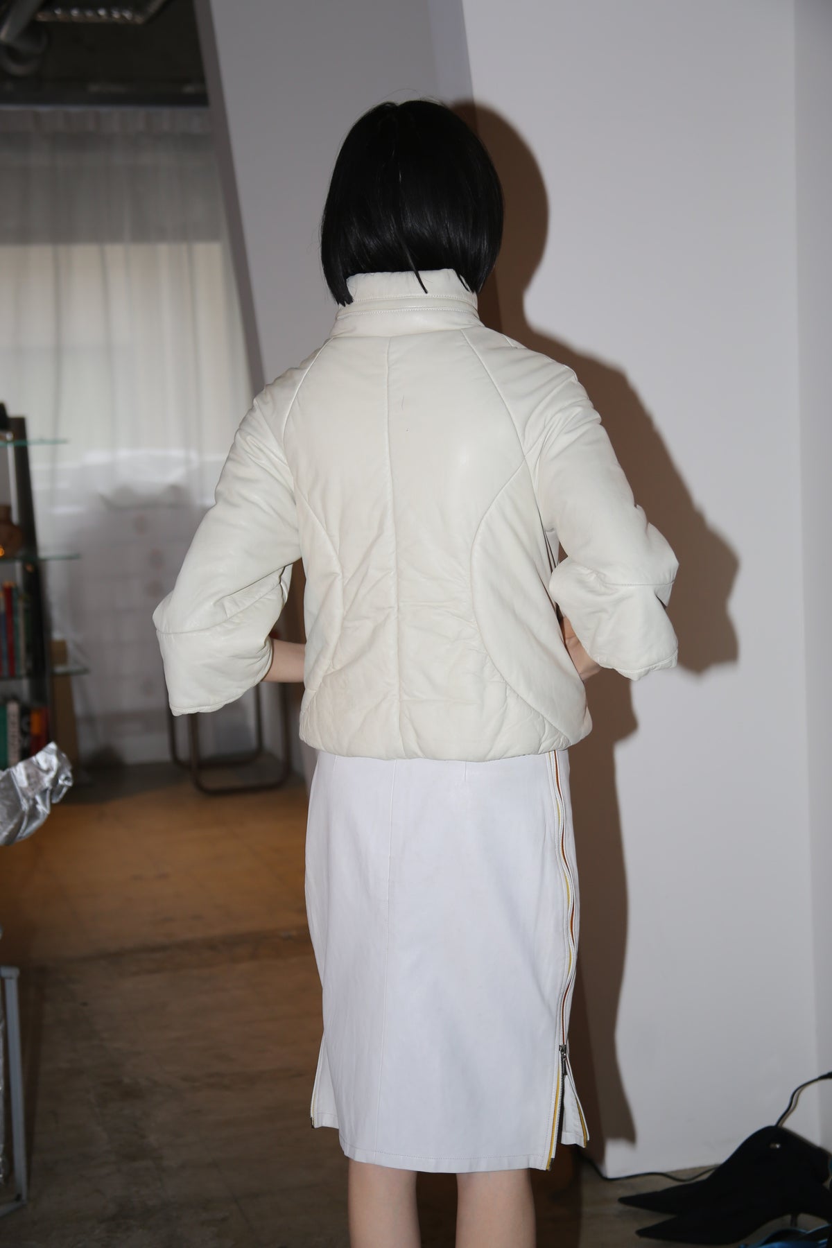 2004 MIU MIU / QUARTER SLEEVE LEATHER PADDED JACKET IN OFF WHITE