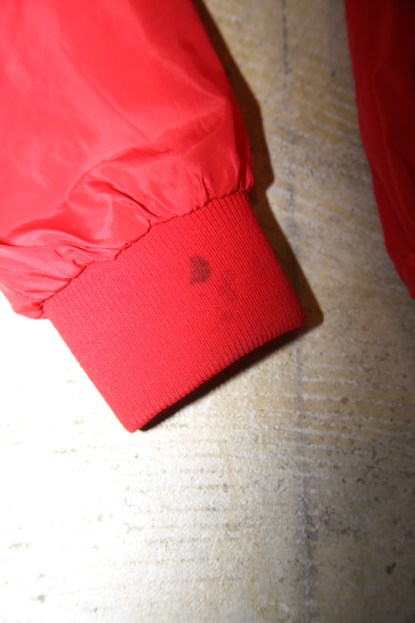 1970 EDDIE BAUER / NYLON PULLOVER SHIRT IN RED