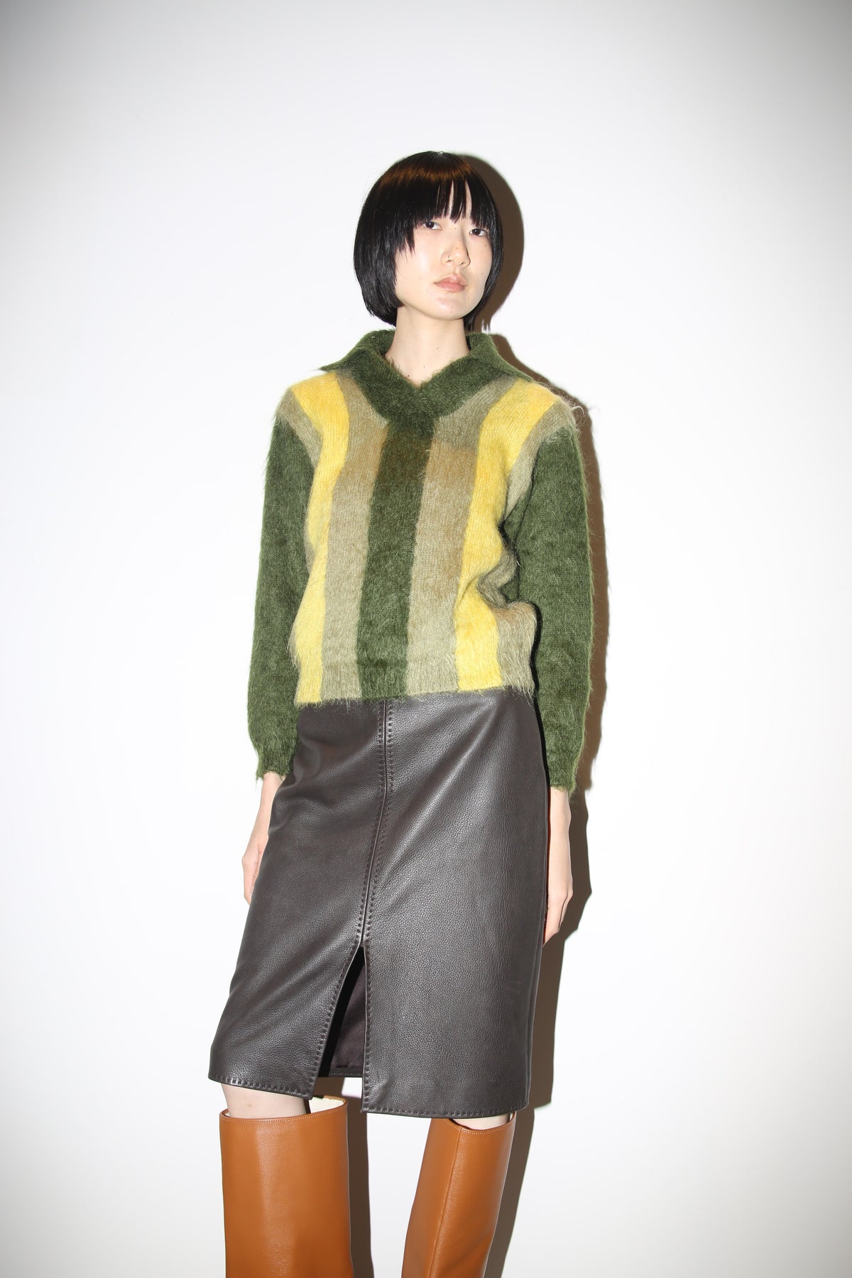 2000 LORO PIANA / DEER SKIN LEATHER SKIRT WITH HAND STITCH