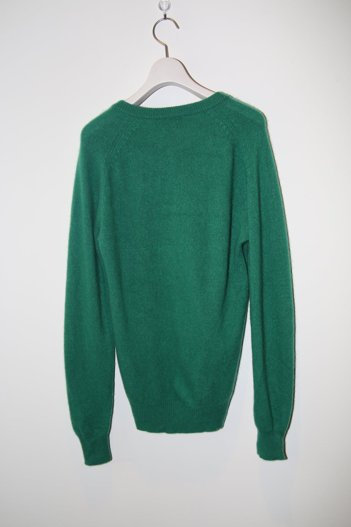 1960 CLANSMAN / V-NECK CASHMERE KNIT SWEATER IN GREEN