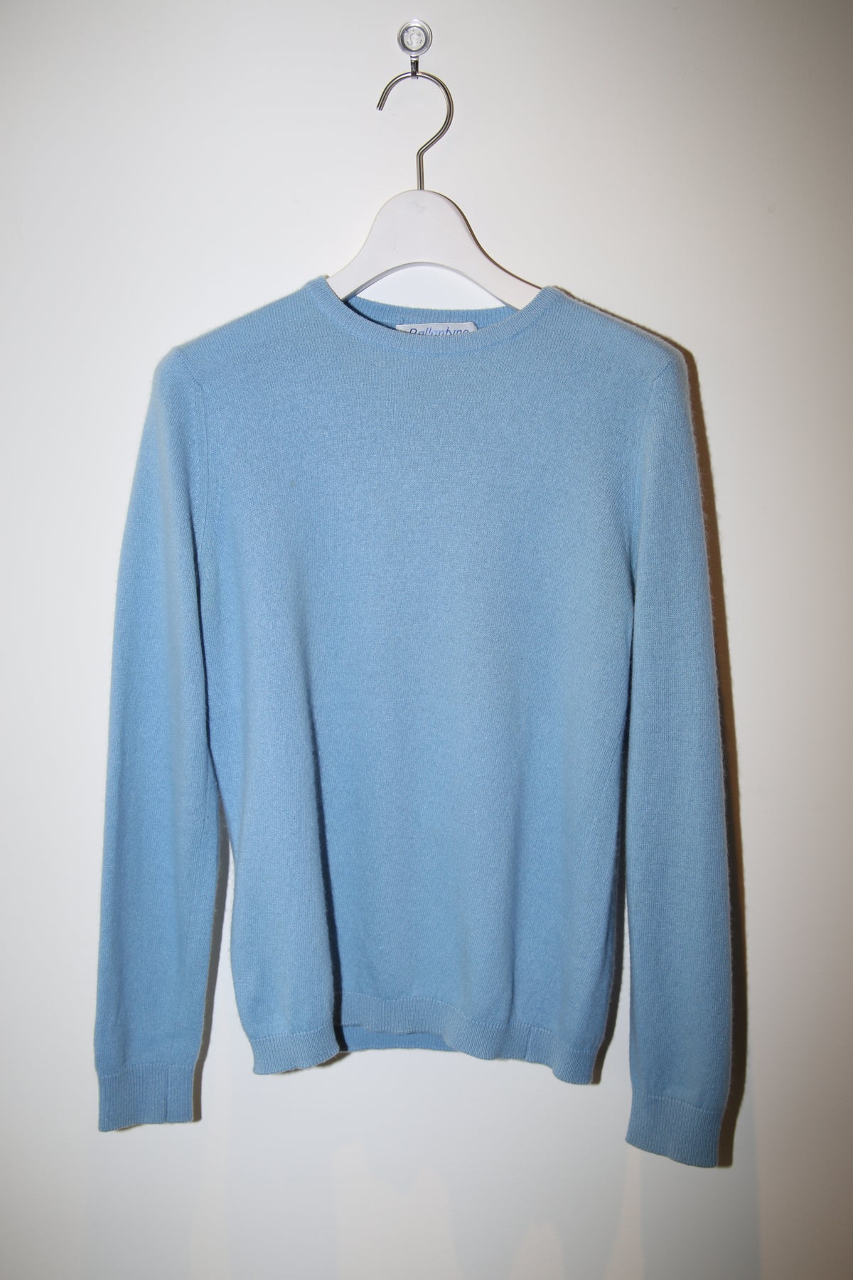 1980 BALLANTYNE / CREW NECK CASHMERE KNIT SWEATER IN LIGHT BLUE
