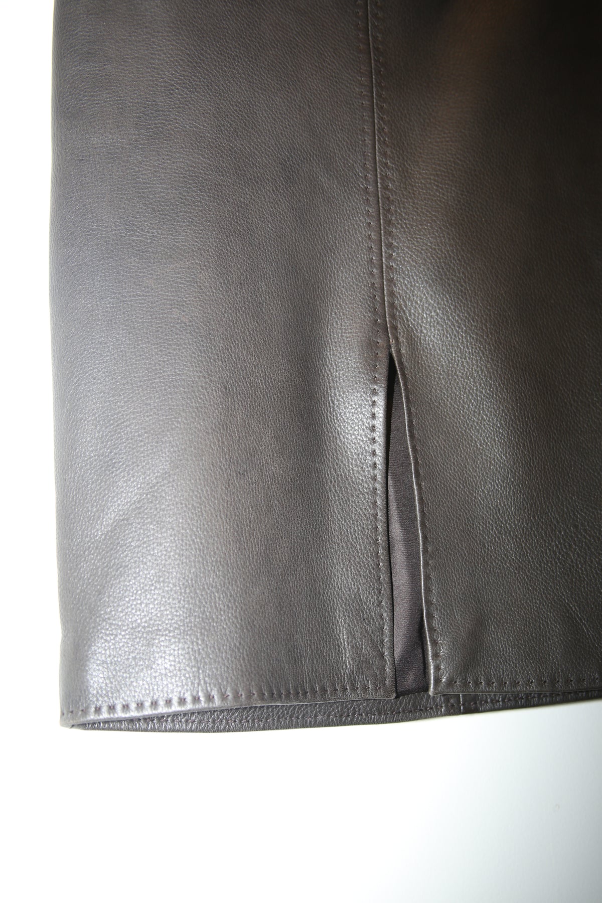 2000 LORO PIANA / DEER SKIN LEATHER SKIRT WITH HAND STITCH
