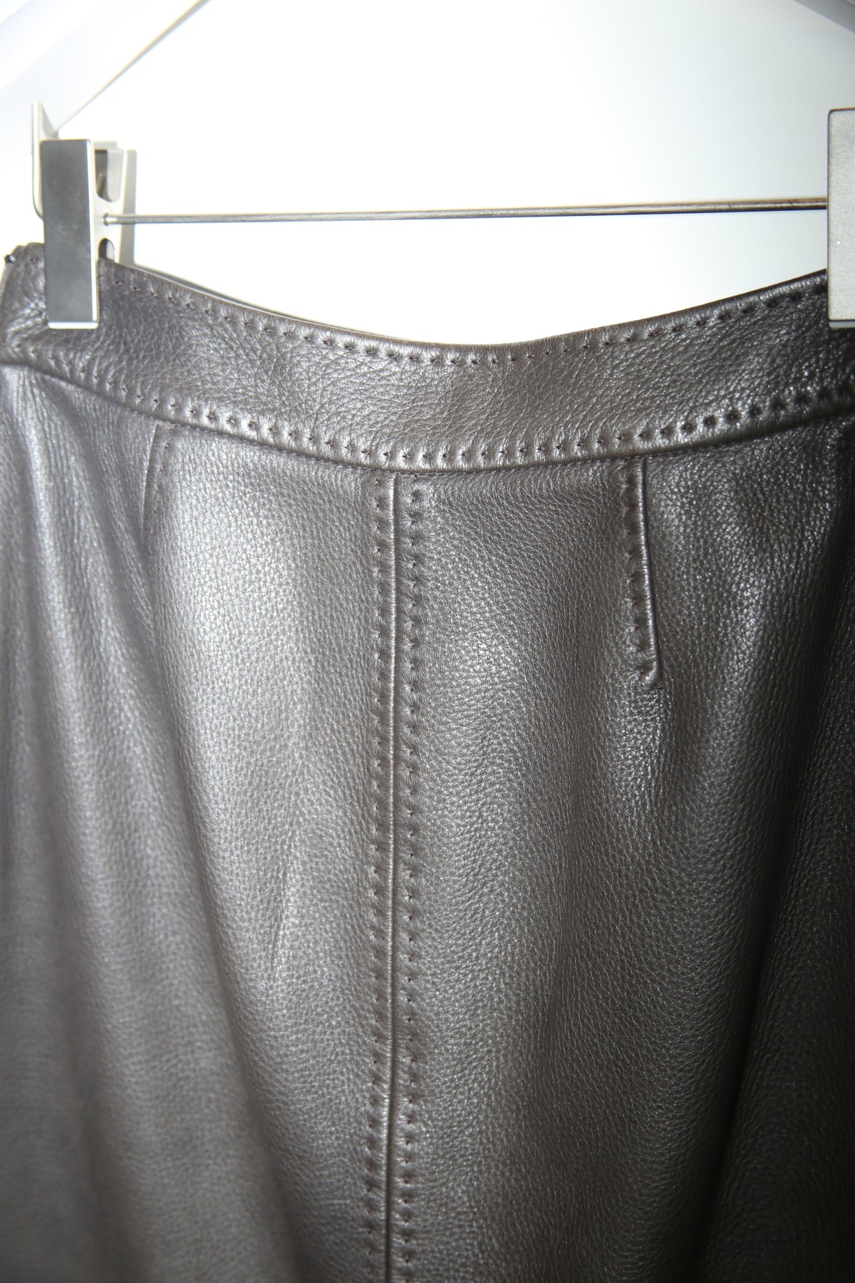 2000 LORO PIANA / DEER SKIN LEATHER SKIRT WITH HAND STITCH