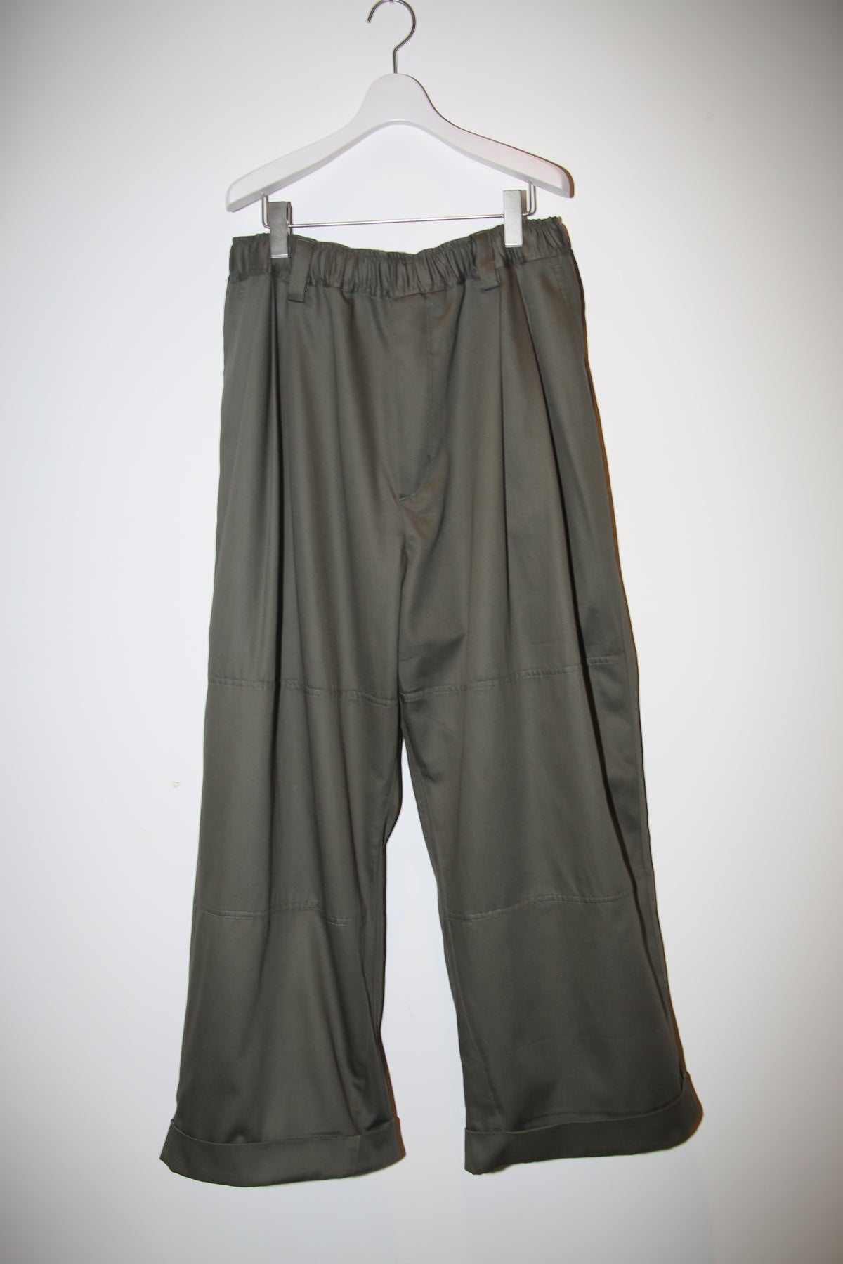 MERYLL ROGGE / DRAW STRING CHINO IN DEEP SAGE GREY