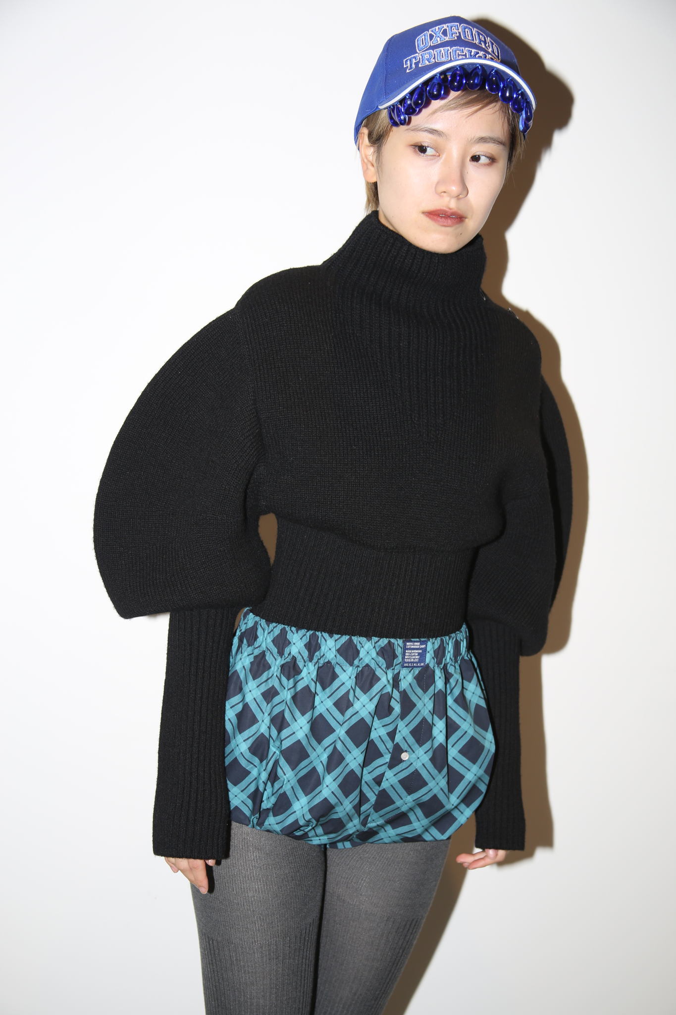 BOTTEGA VENETA / BALLOON SLEEVE WOOL SWEATER IN BLACK