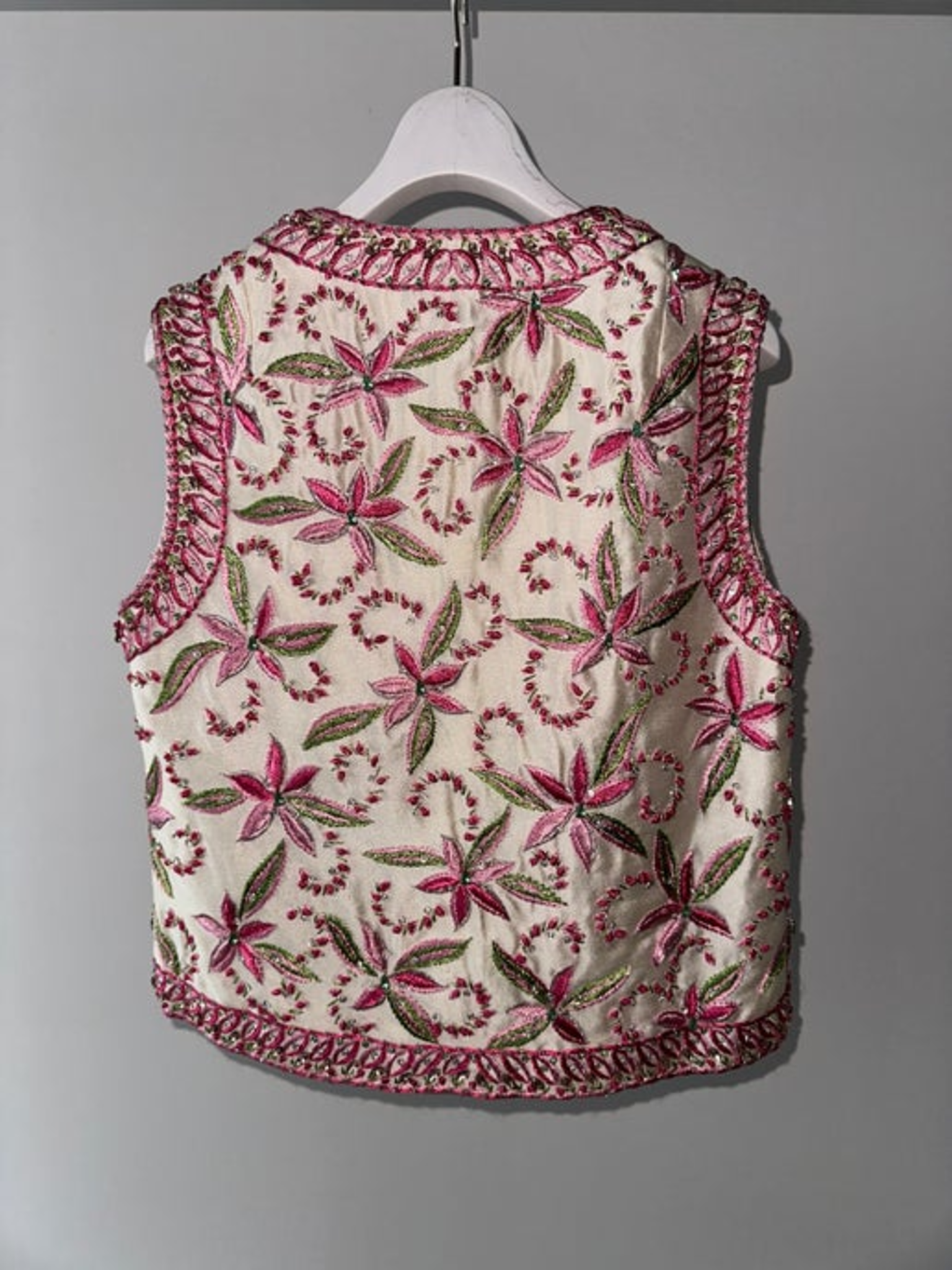 1960 MALCOM STAR / COUTURE EMBROIDERY SILK VEST WITH BIJOU